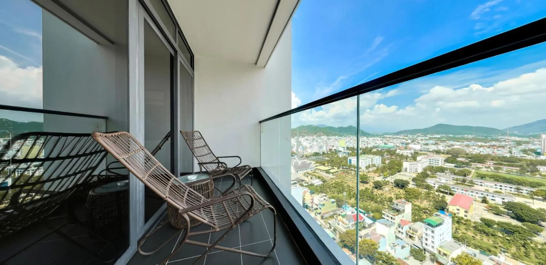 Day in Boton Blue Hotel & Spa