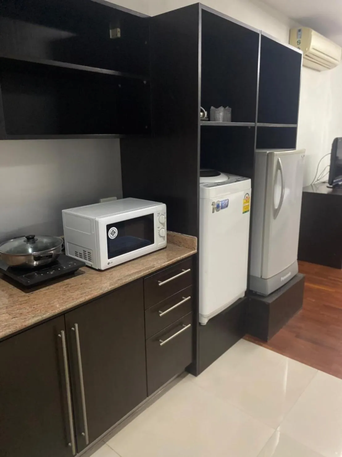 Kitchen or kitchenette in The Park 304 Executive Serviced Apartment