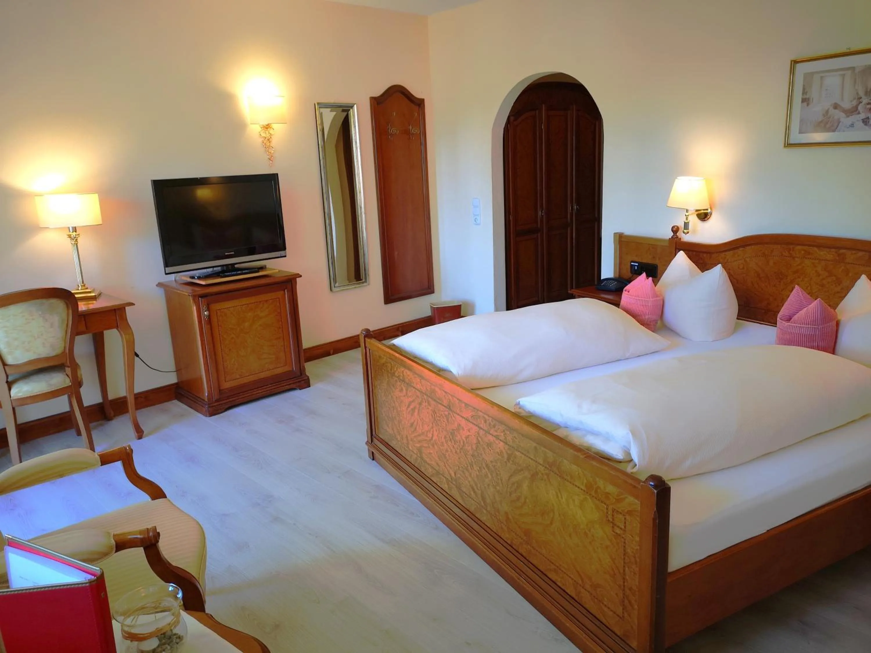 Bed in Wellnesshotel Parkschlössl zu Thyrnau Ihr adults only SPA Resort