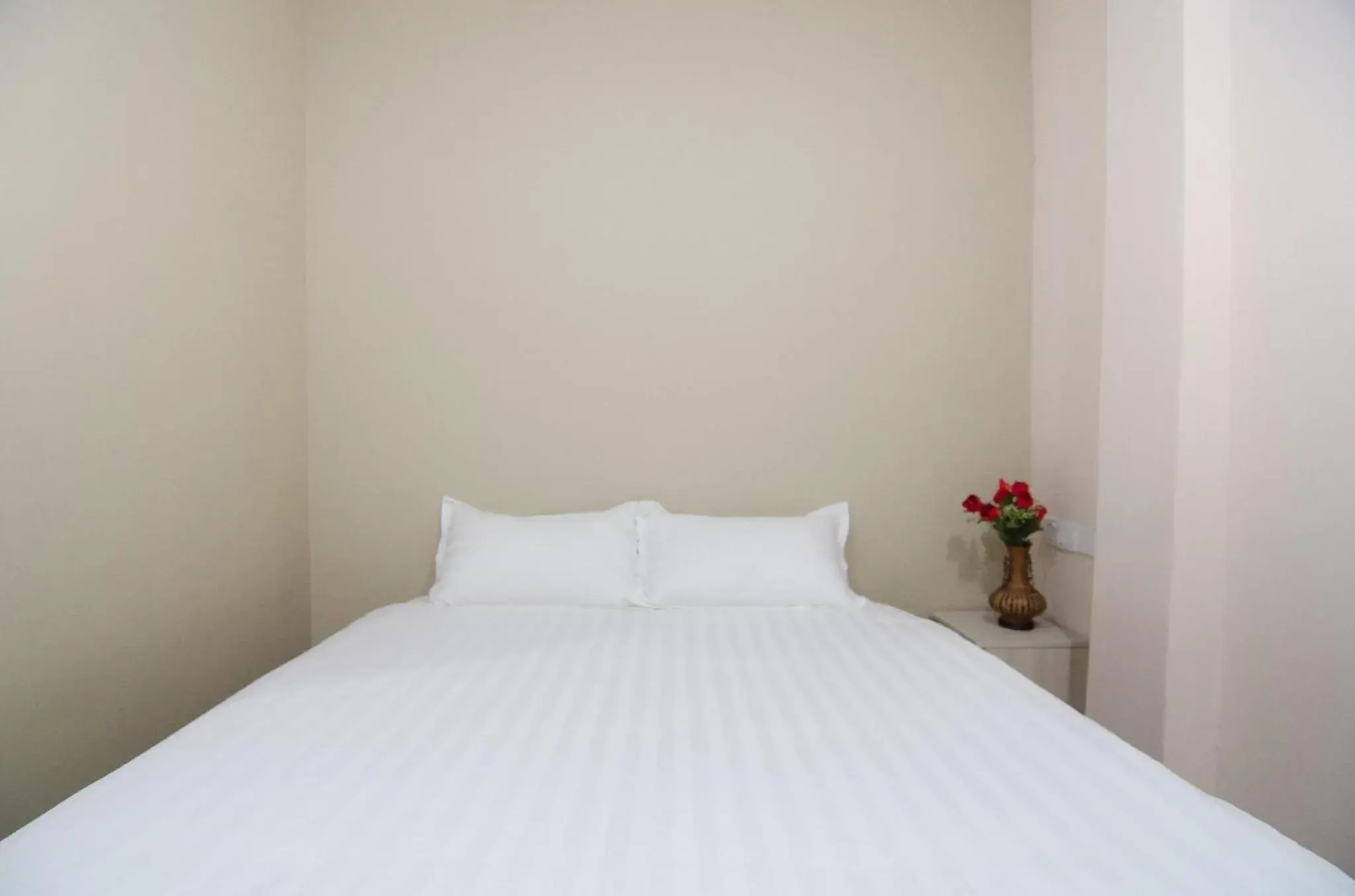 Bedroom, Bed in Hotel Raja Bot Bedroom, Bed in Hotel Raja Bot