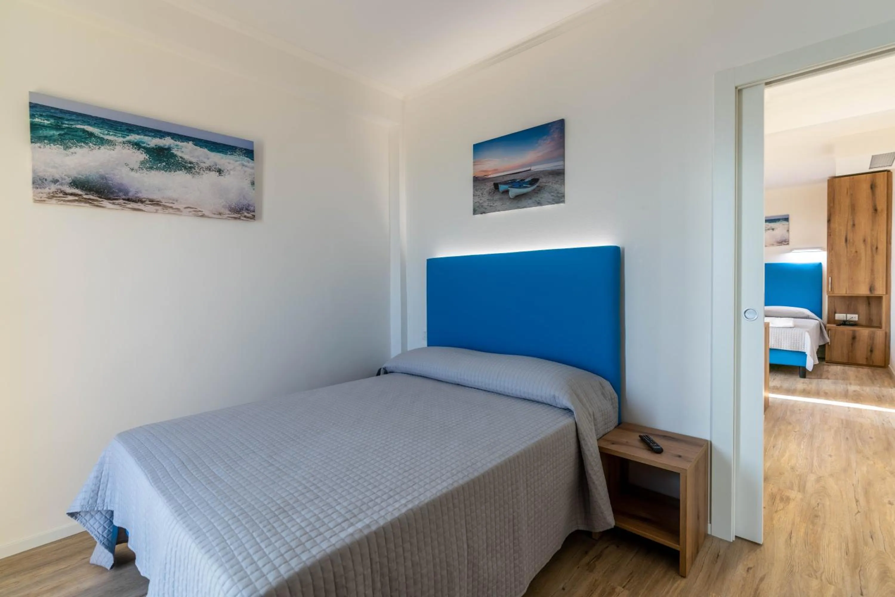 Bed in Hotel Mondial