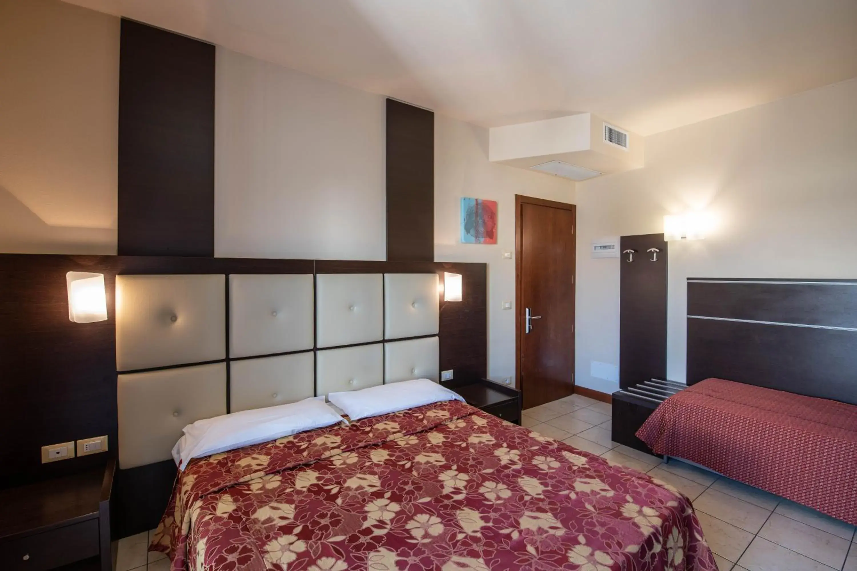 Quadruple Room - Separate Building in Hotel Mondial Quadruple Room - Separate Building in Hotel Mondial