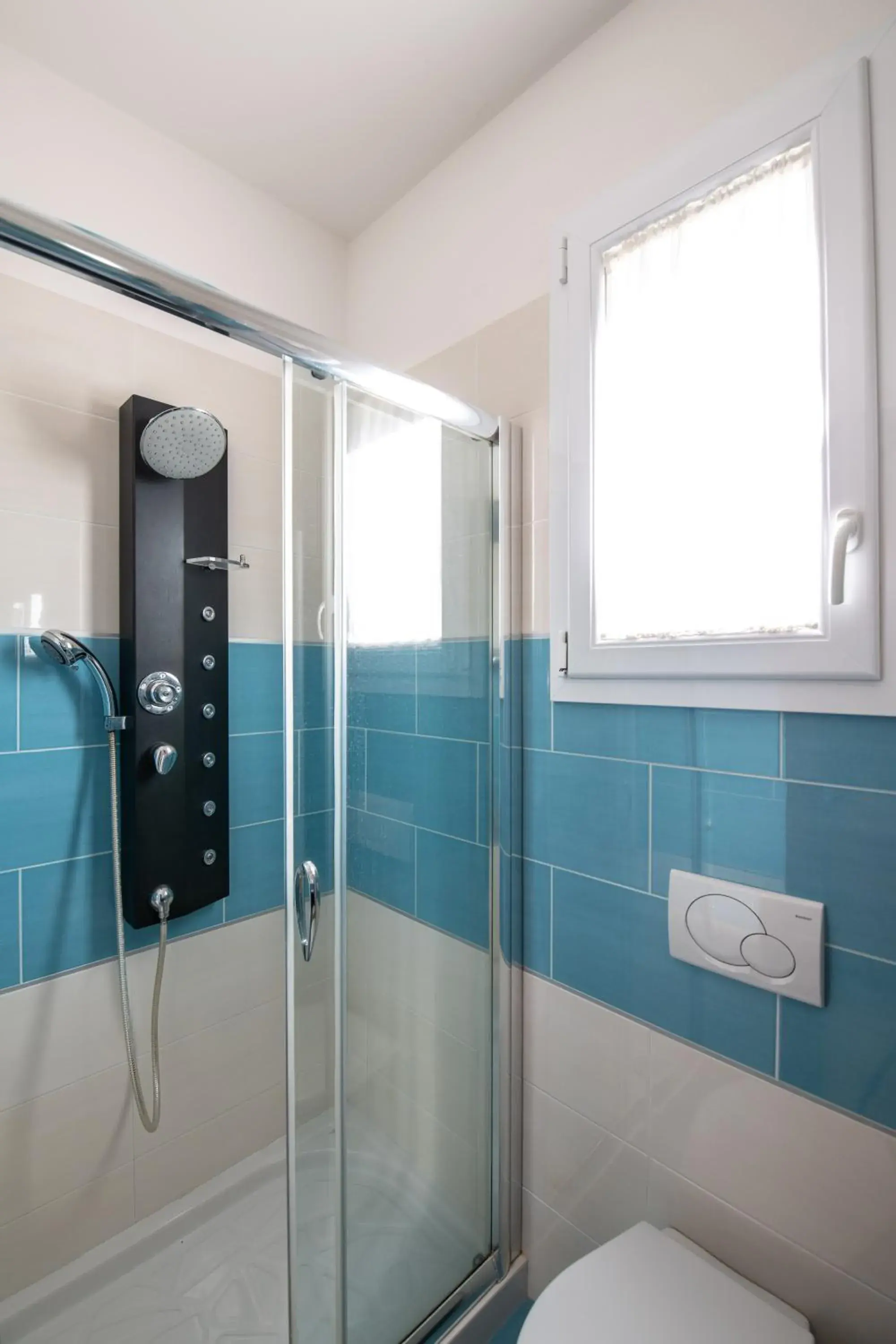 Double Room Ground Floor Economy - Separate Building in Hotel Mondial Double Room Ground Floor Economy - Separate Building in Hotel Mondial