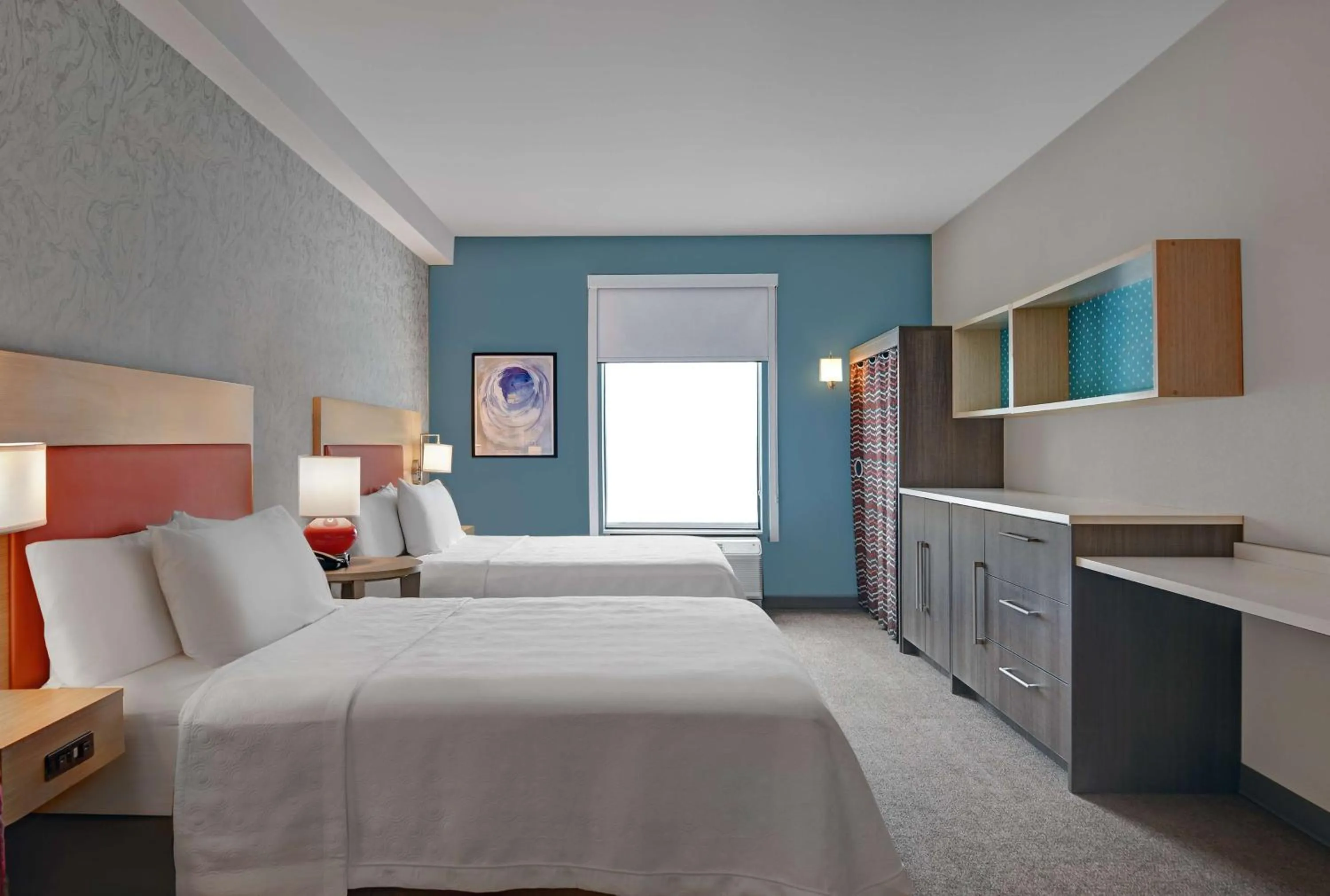 Bed in Home2 Suites By Hilton Bordentown