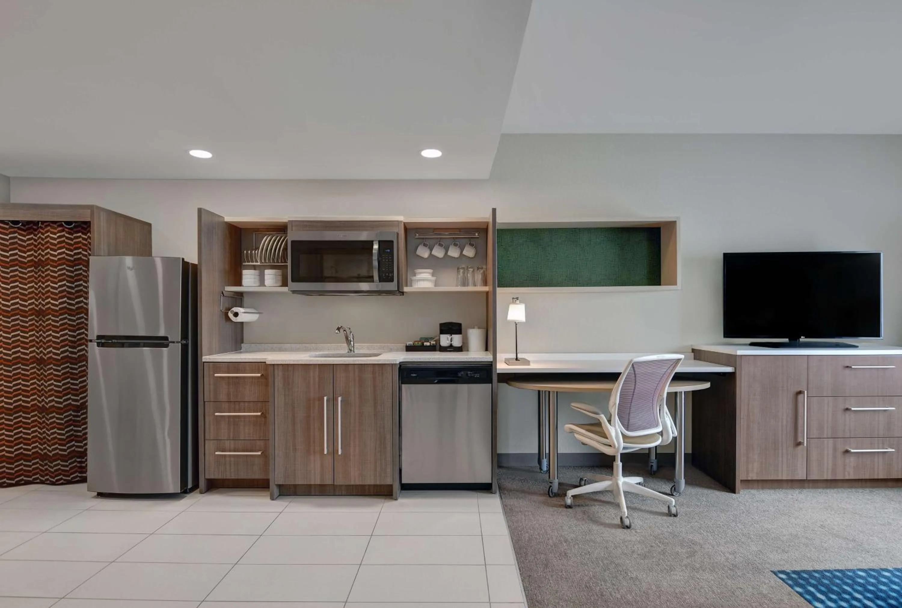 Bedroom in Home2 Suites By Hilton Bordentown