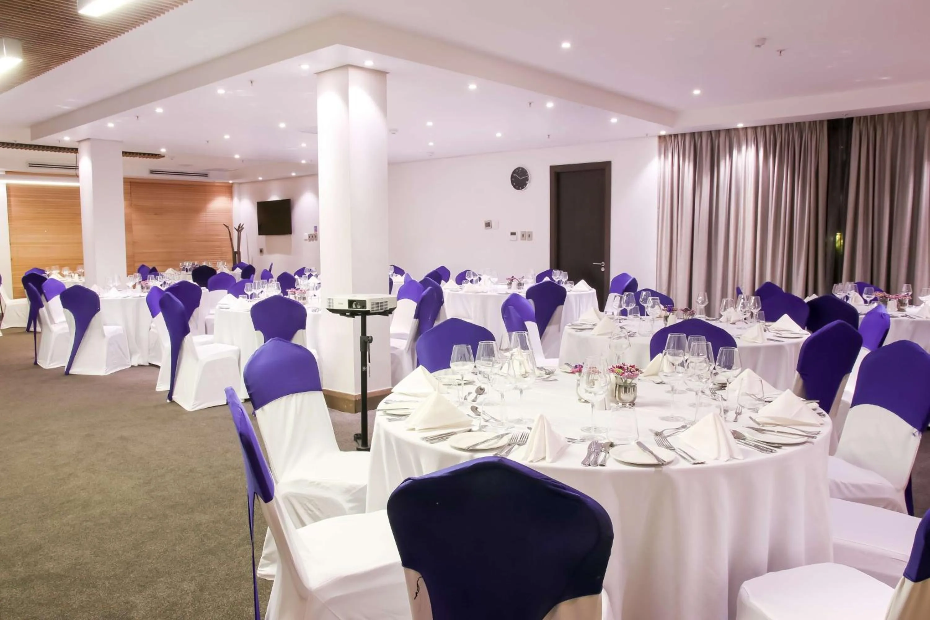 Meeting/conference room in Legend Hotel Lagos Airport, Curio Collection By Hilton