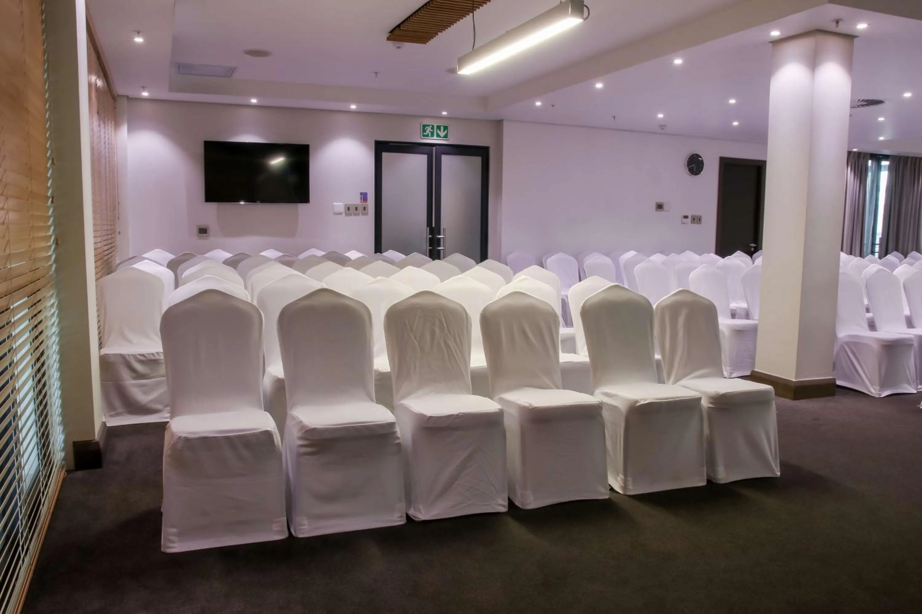 Meeting/conference room in Legend Hotel Lagos Airport, Curio Collection By Hilton
