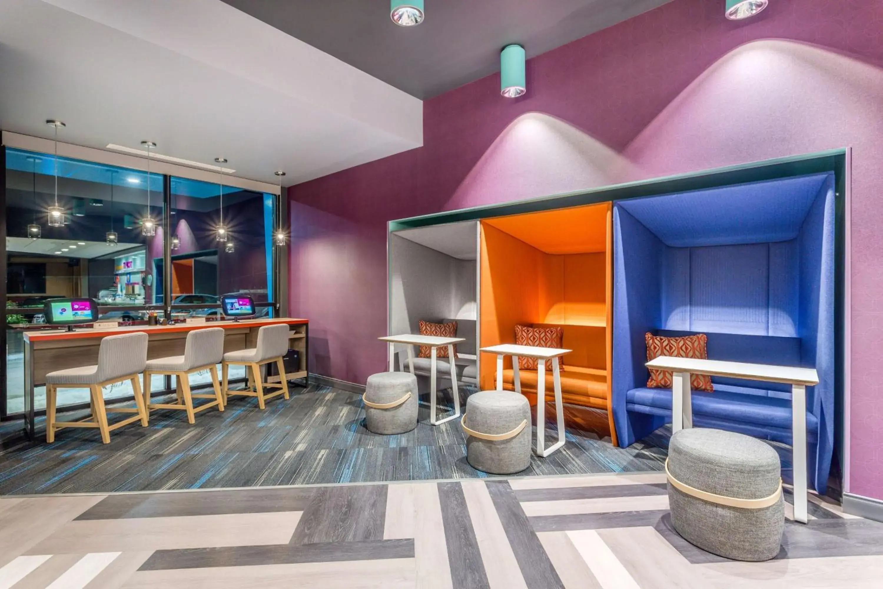 Lobby or reception in Tru By Hilton Madison West Lobby or reception in Tru By Hilton Madison West