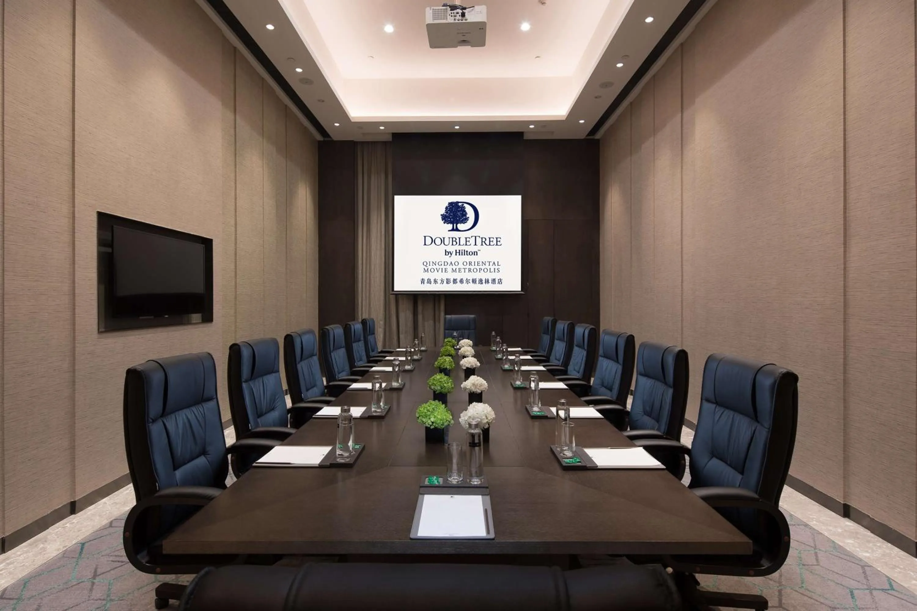 Meeting/conference room in Doubletree By Hilton Qingdao Oriental Movie Metropolis