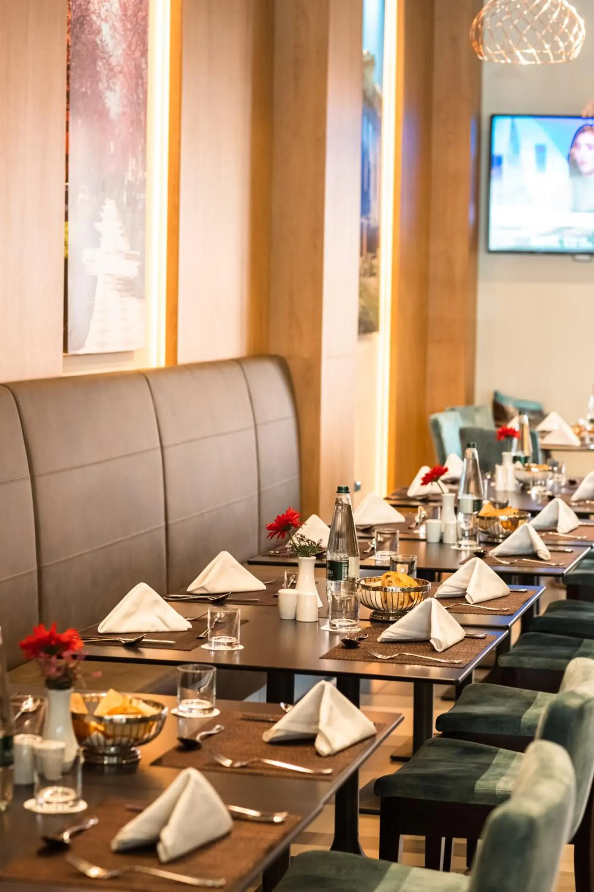 Restaurant/places to eat in Hilton Garden Inn Tirana Restaurant/places to eat in Hilton Garden Inn Tirana