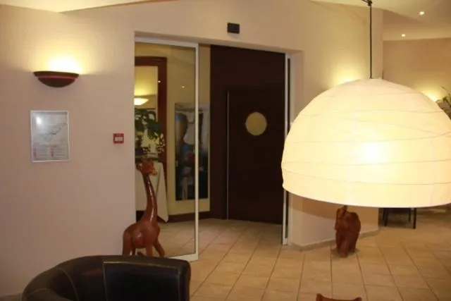 Decorative detail in Logis Hôtel de France restaurant le Lucullus