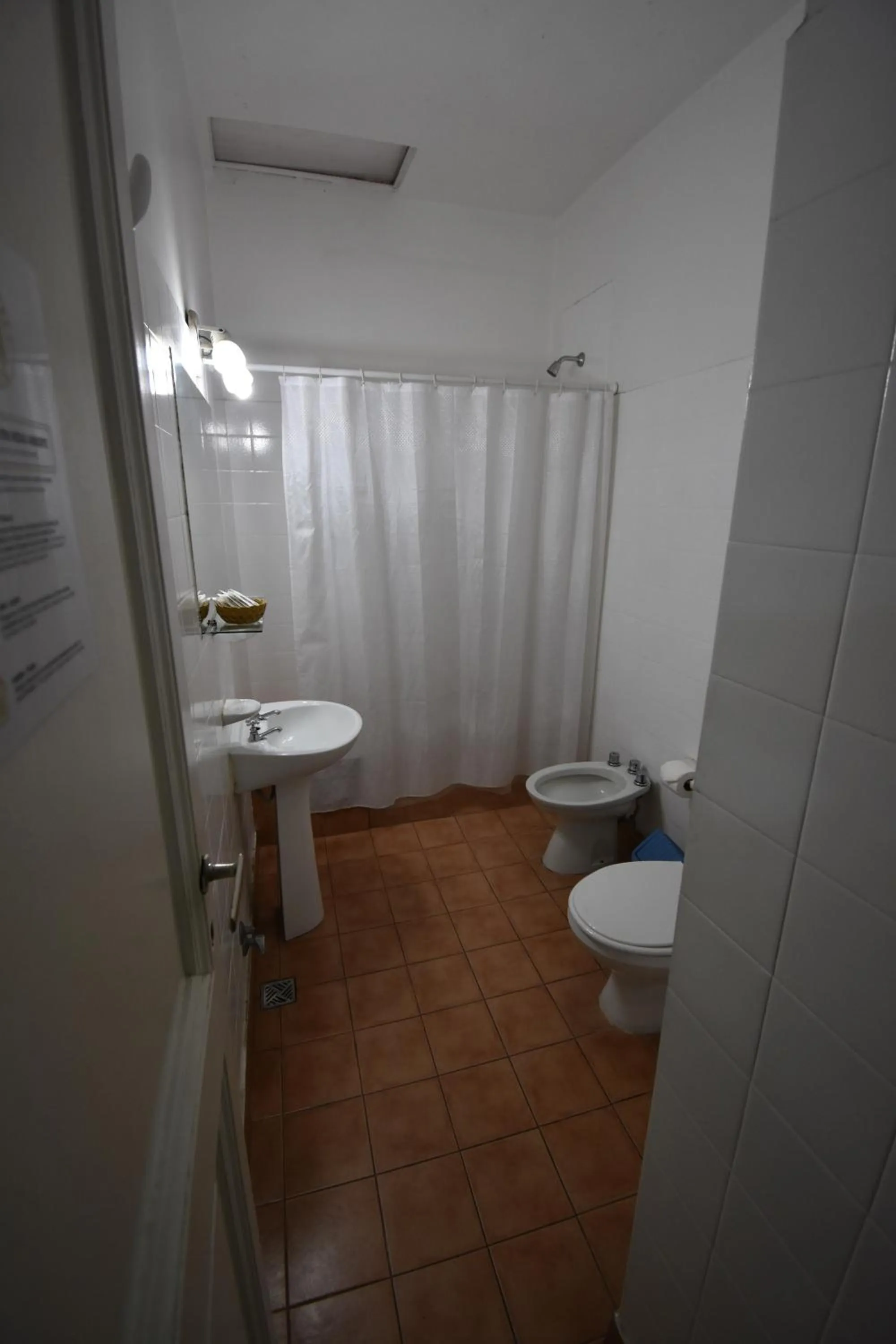 Shower in Hotel Plaza