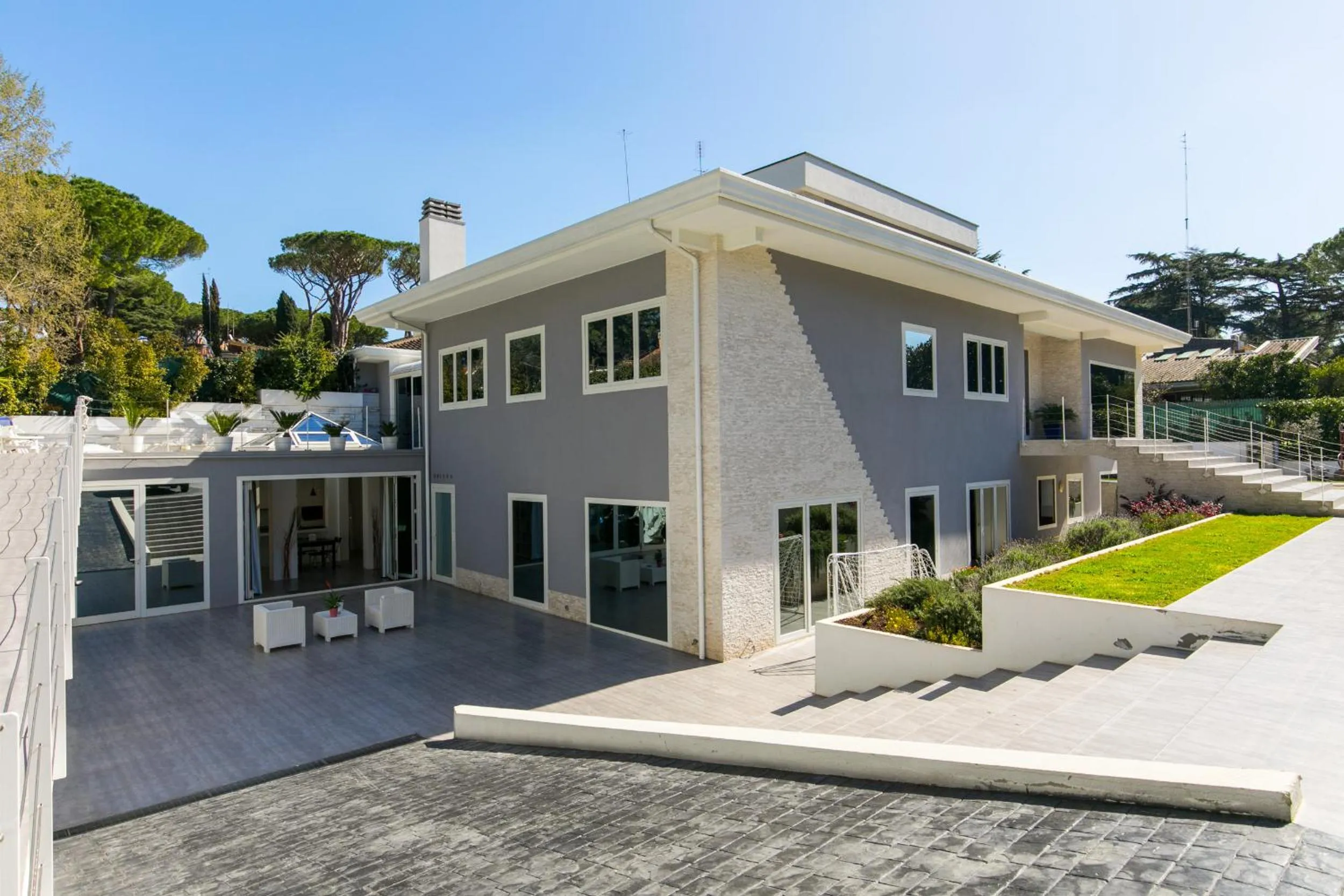 Property building in Niclas Luxury Apartments EUR