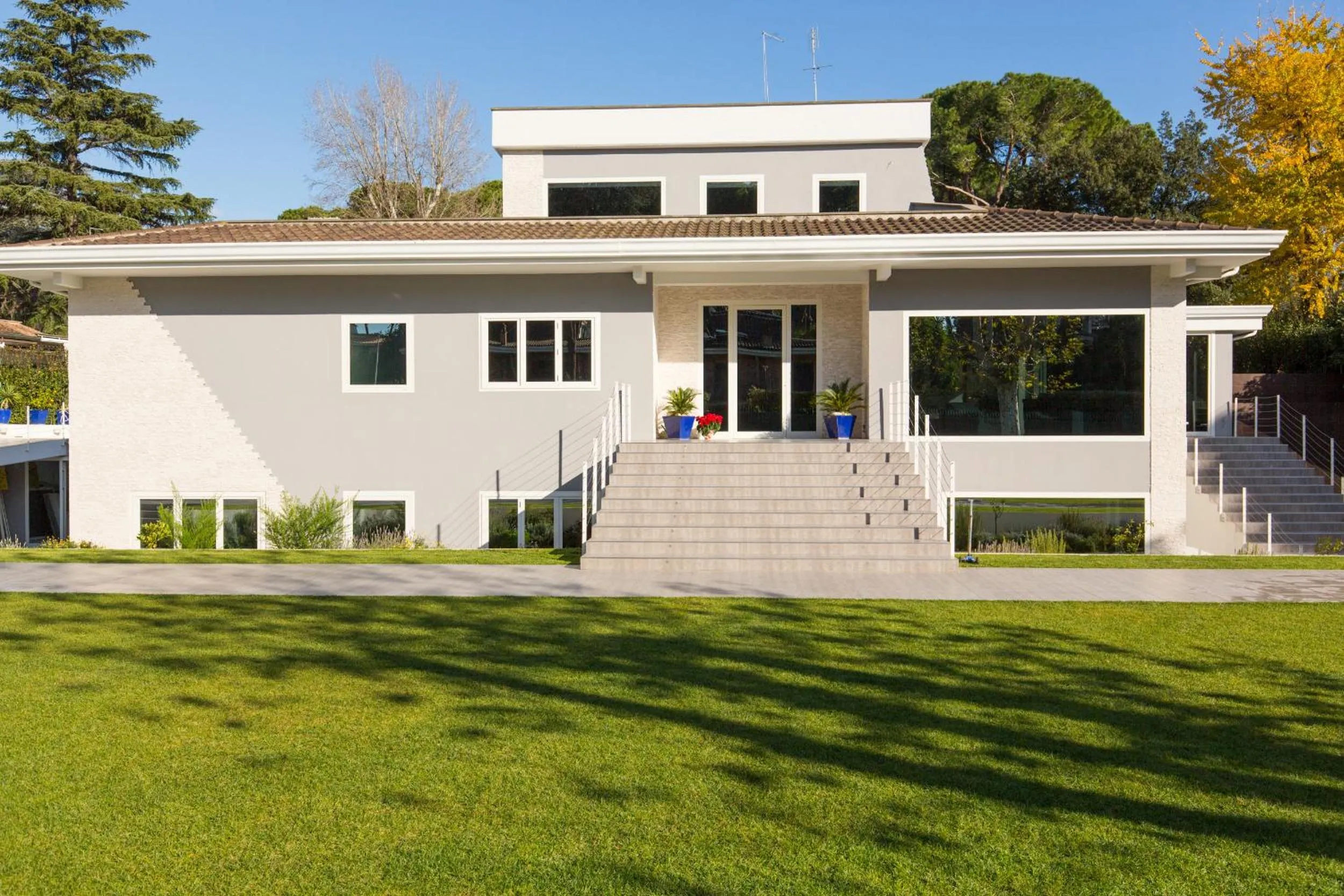 Property building in Niclas Luxury Apartments EUR