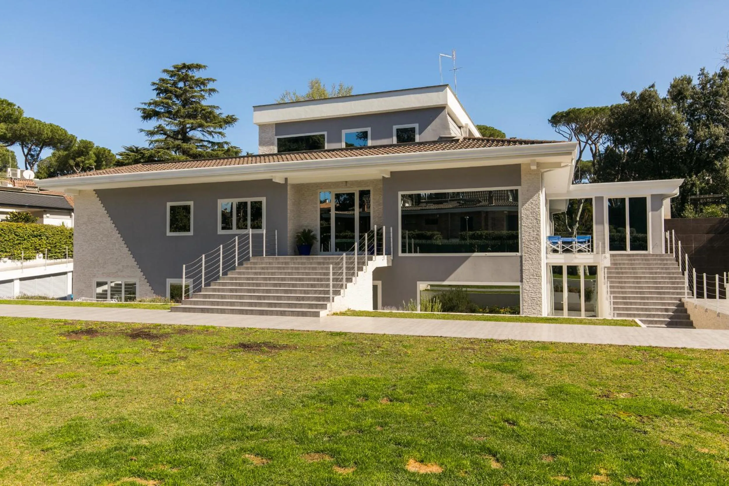 Property building in Niclas Luxury Apartments EUR