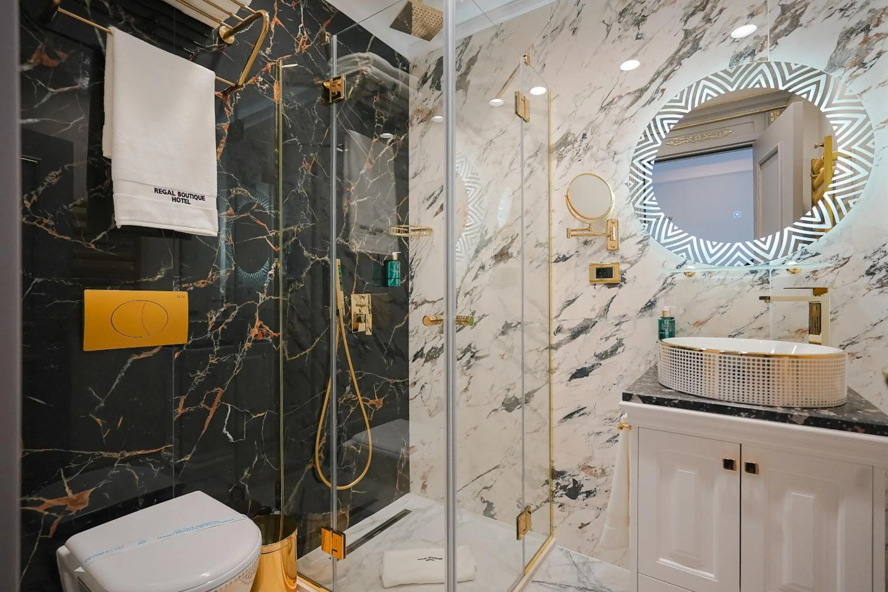 W Regal Boutique Hotel&Spa