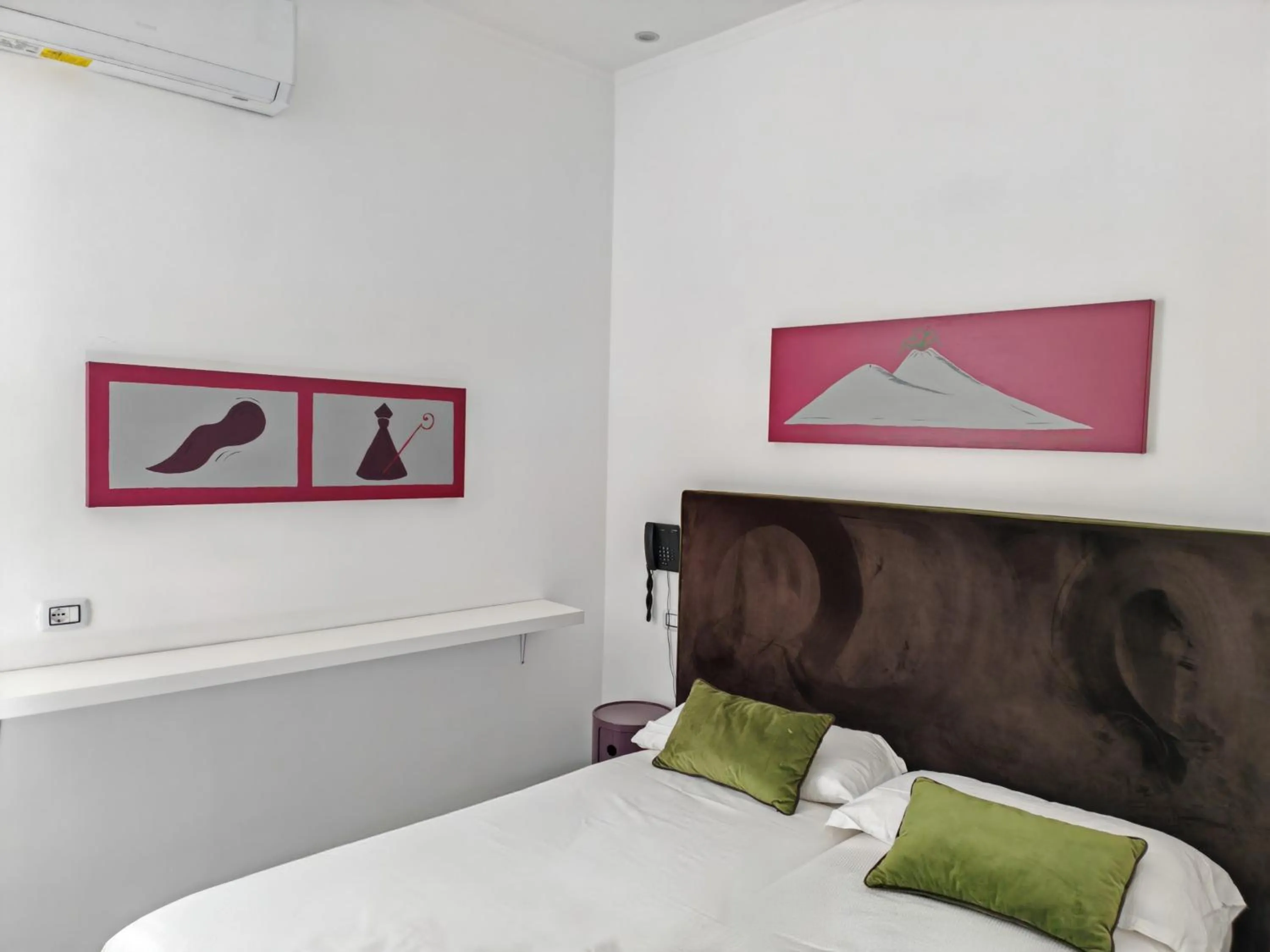 Bedroom, Bed in Art Street Hotel