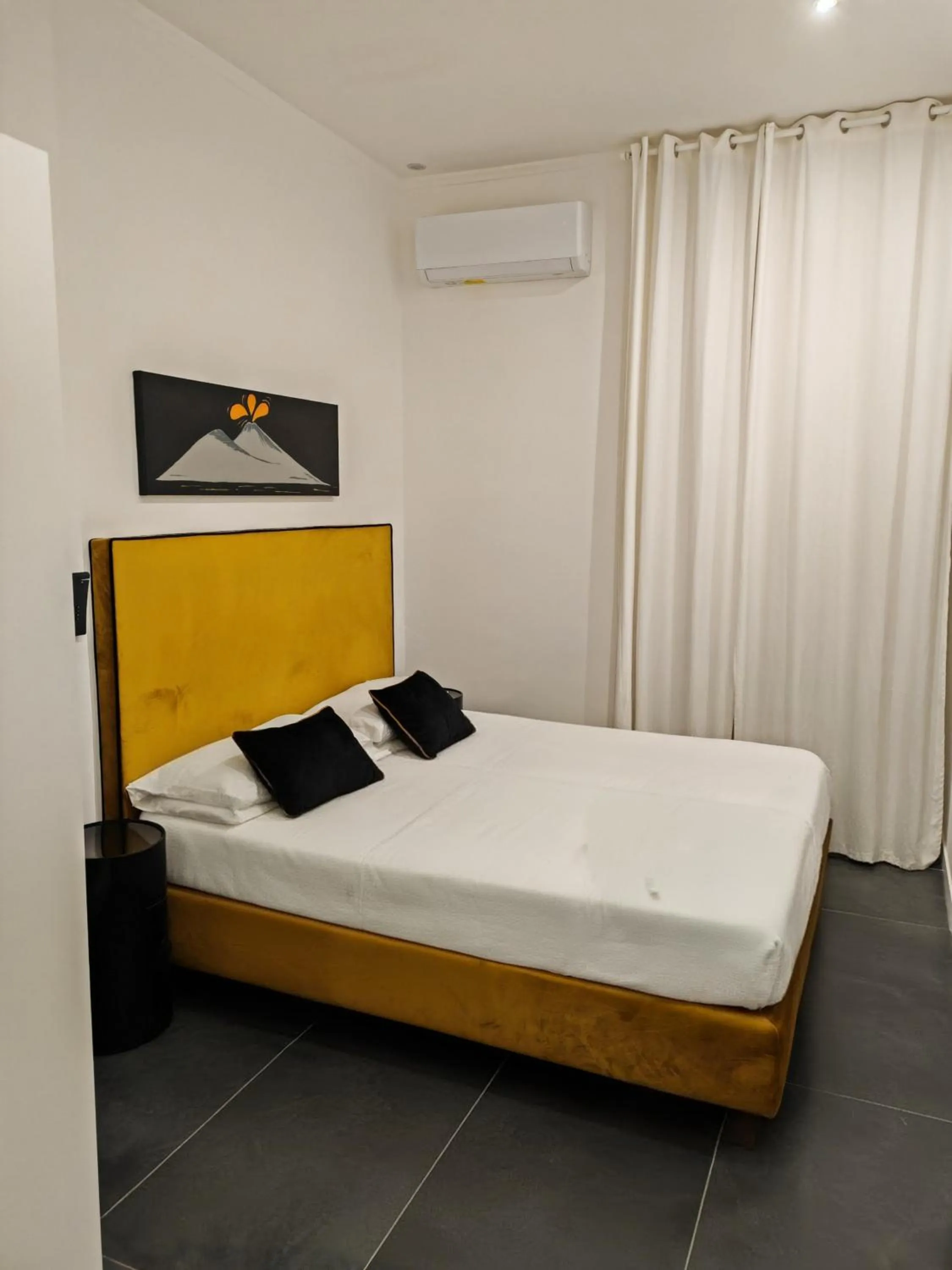 Photo of the whole room, Bed in Art Street Hotel