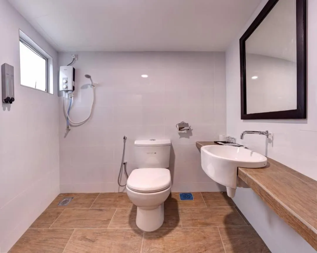 Shower in Hotel Kristal