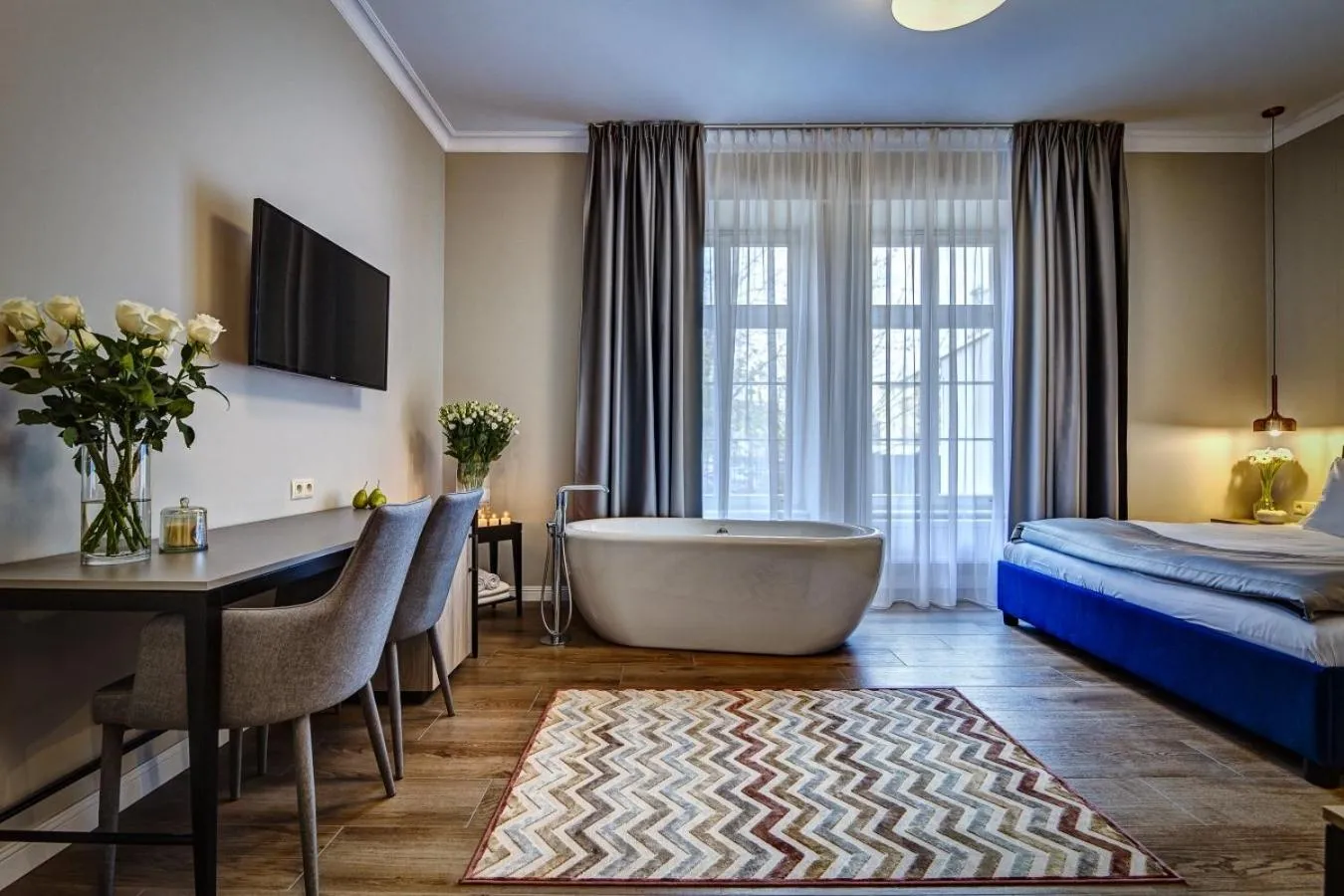 Photo of the whole room, Bed in Joyinn Aparthotel