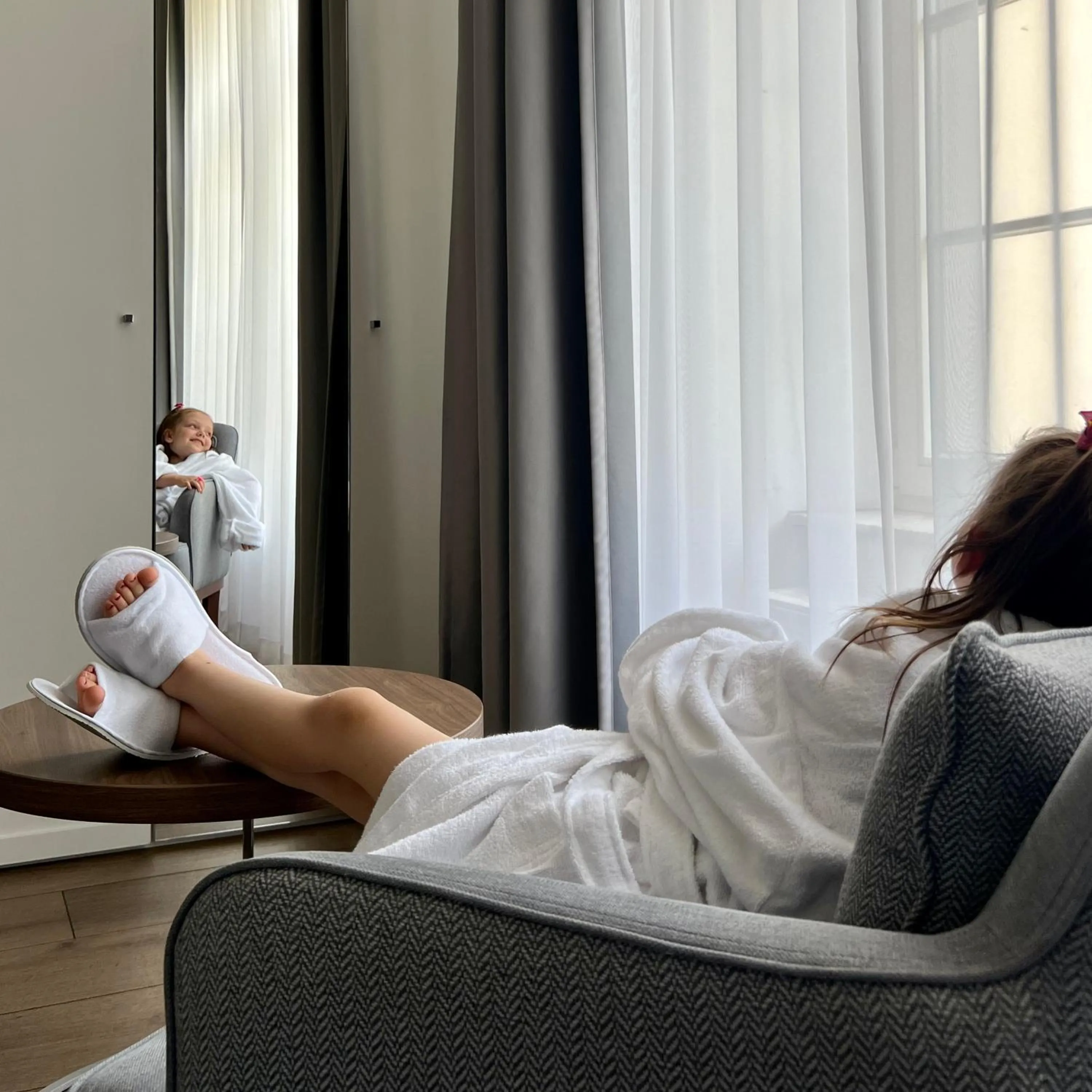 People in Joyinn Aparthotel