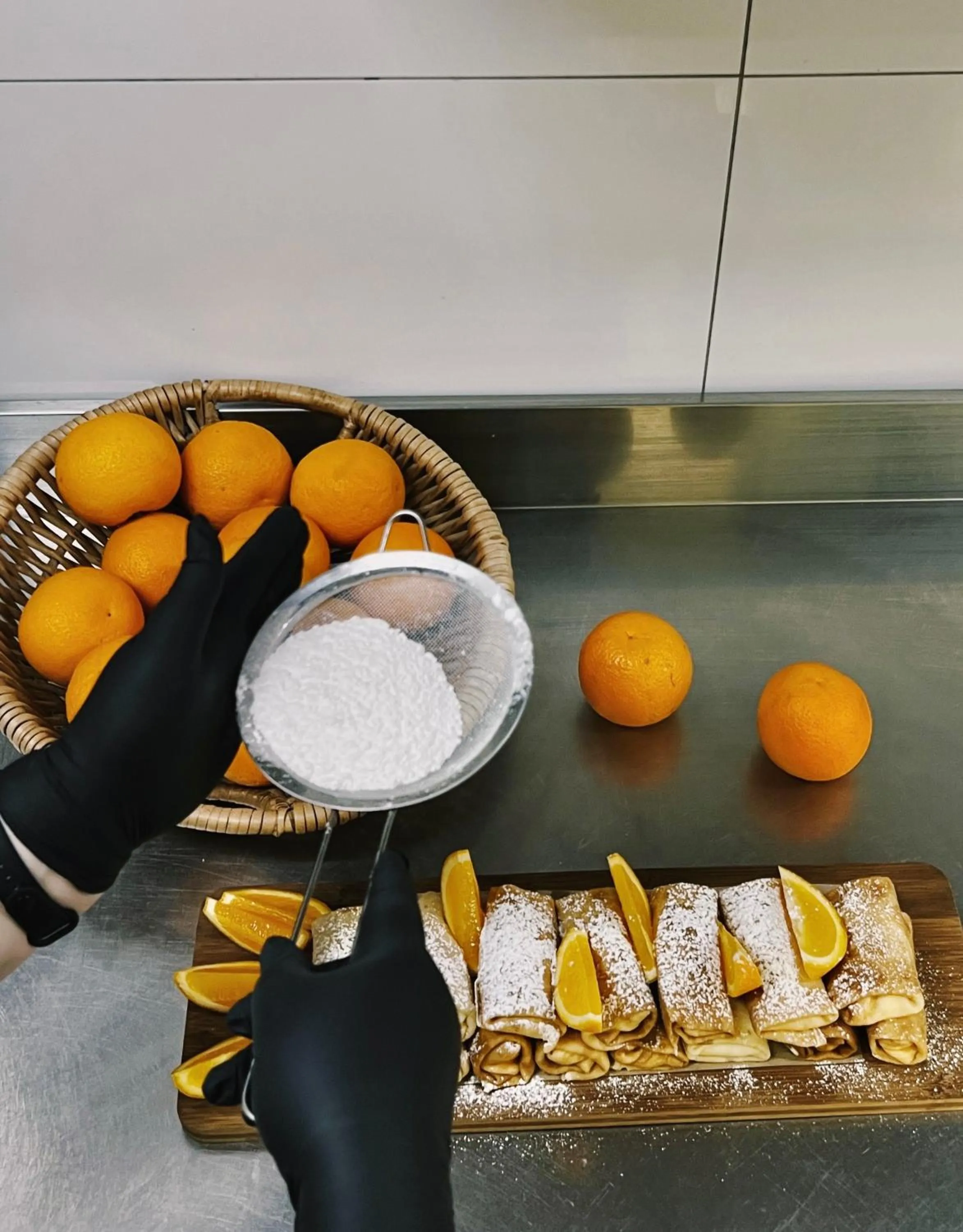 Restaurant/places to eat in Joyinn Aparthotel