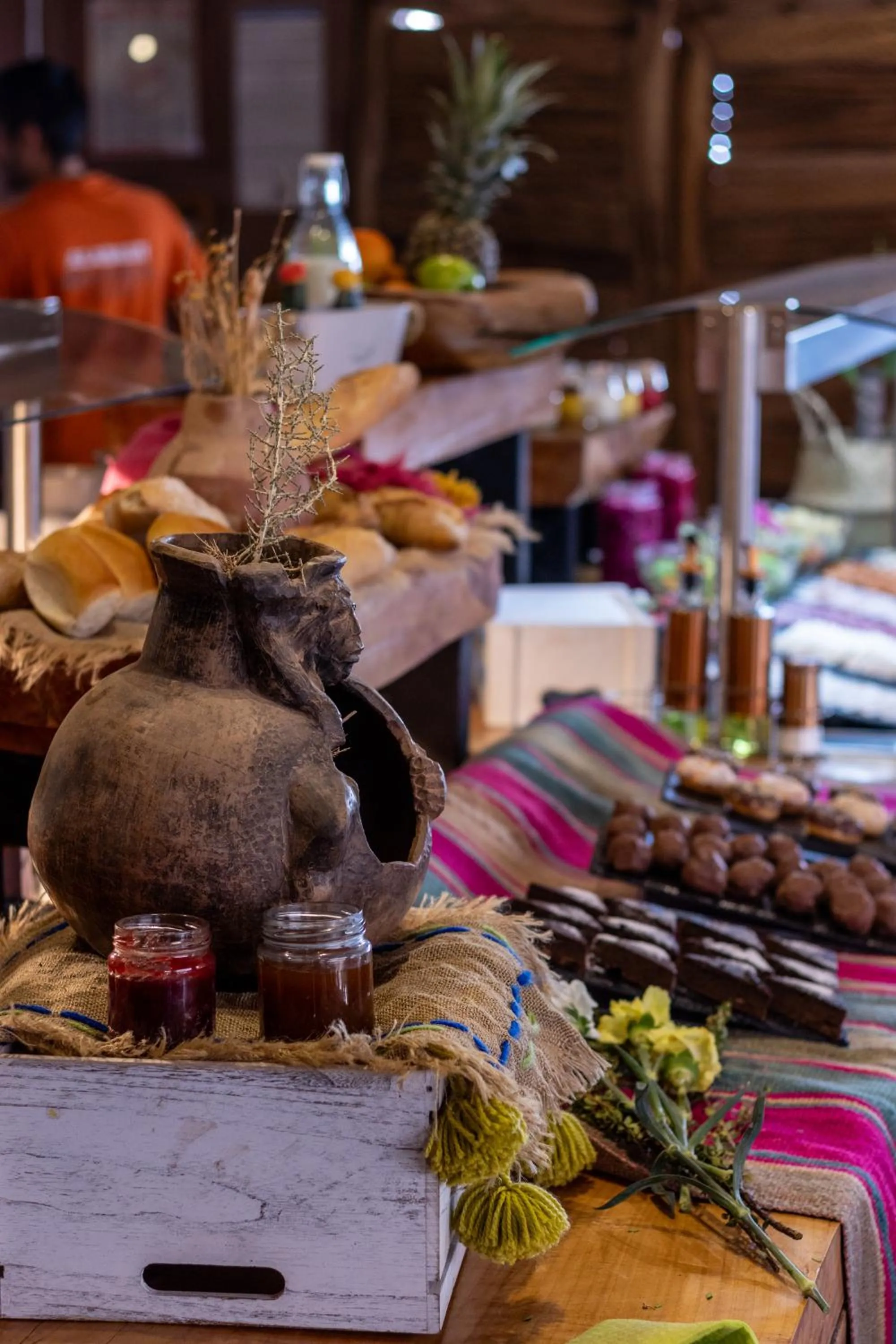 Restaurant/places to eat in Hotel Don Raul