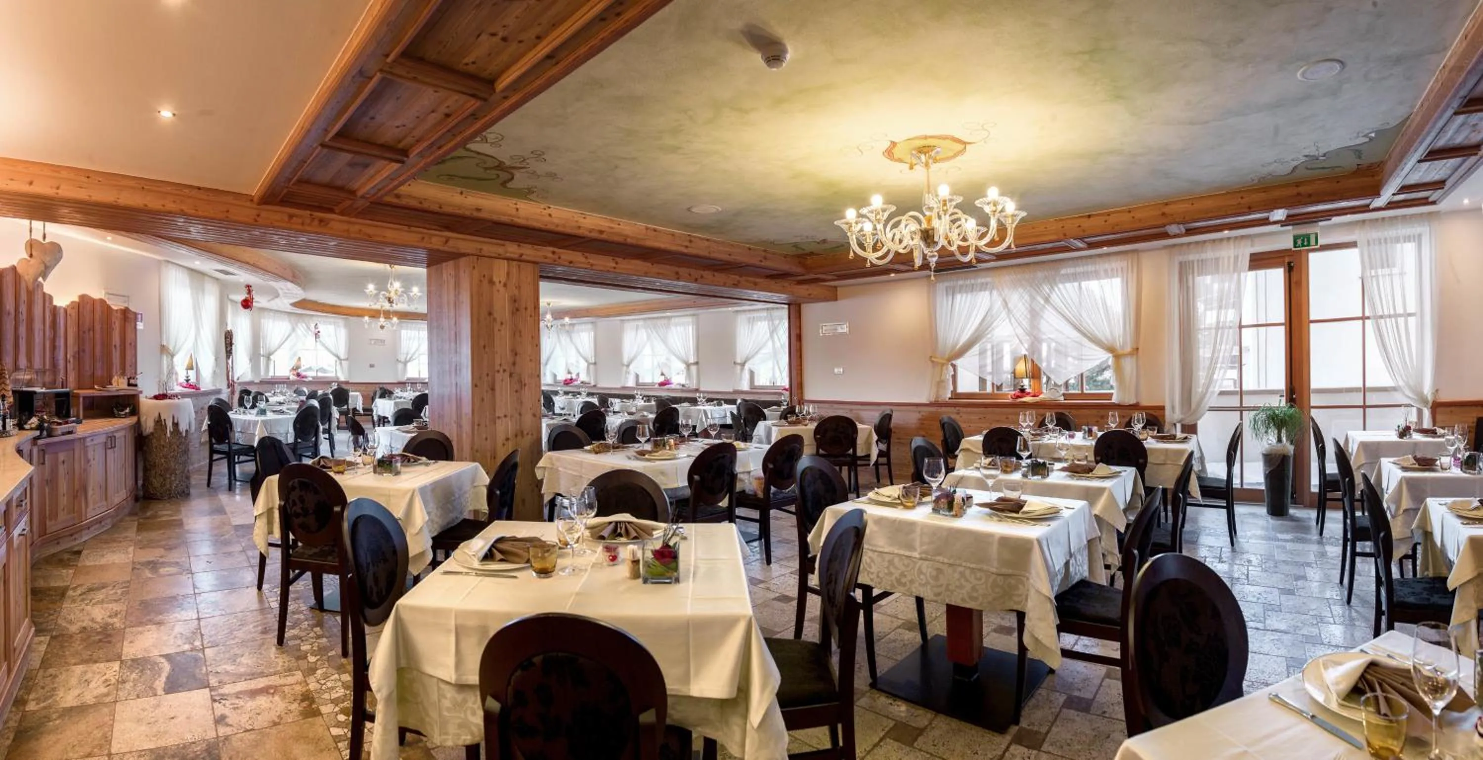 Restaurant/places to eat in Bio Hotel Brusago Vital & Wellness