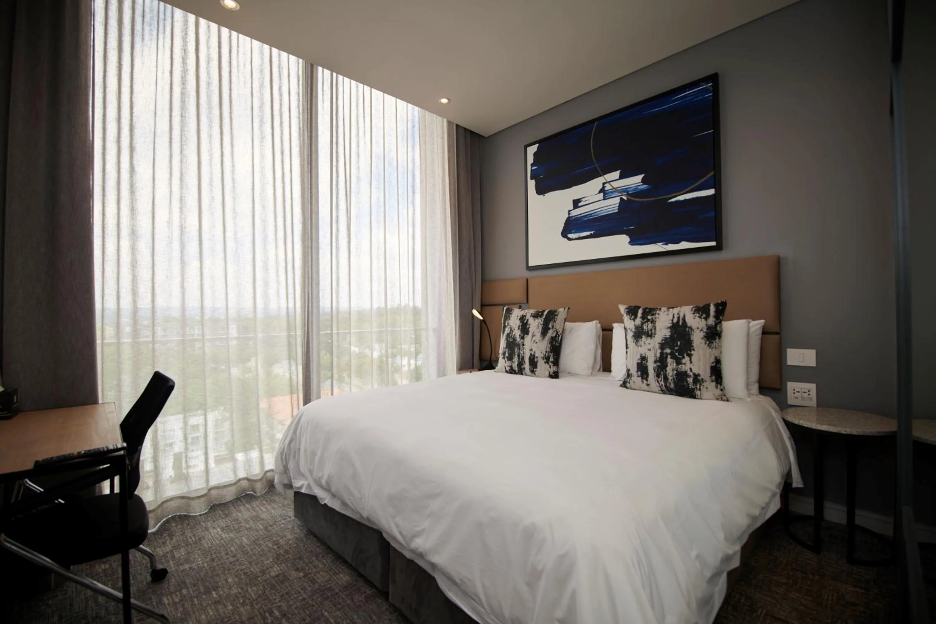 View (from property/room), Bed in The Capital on the Park