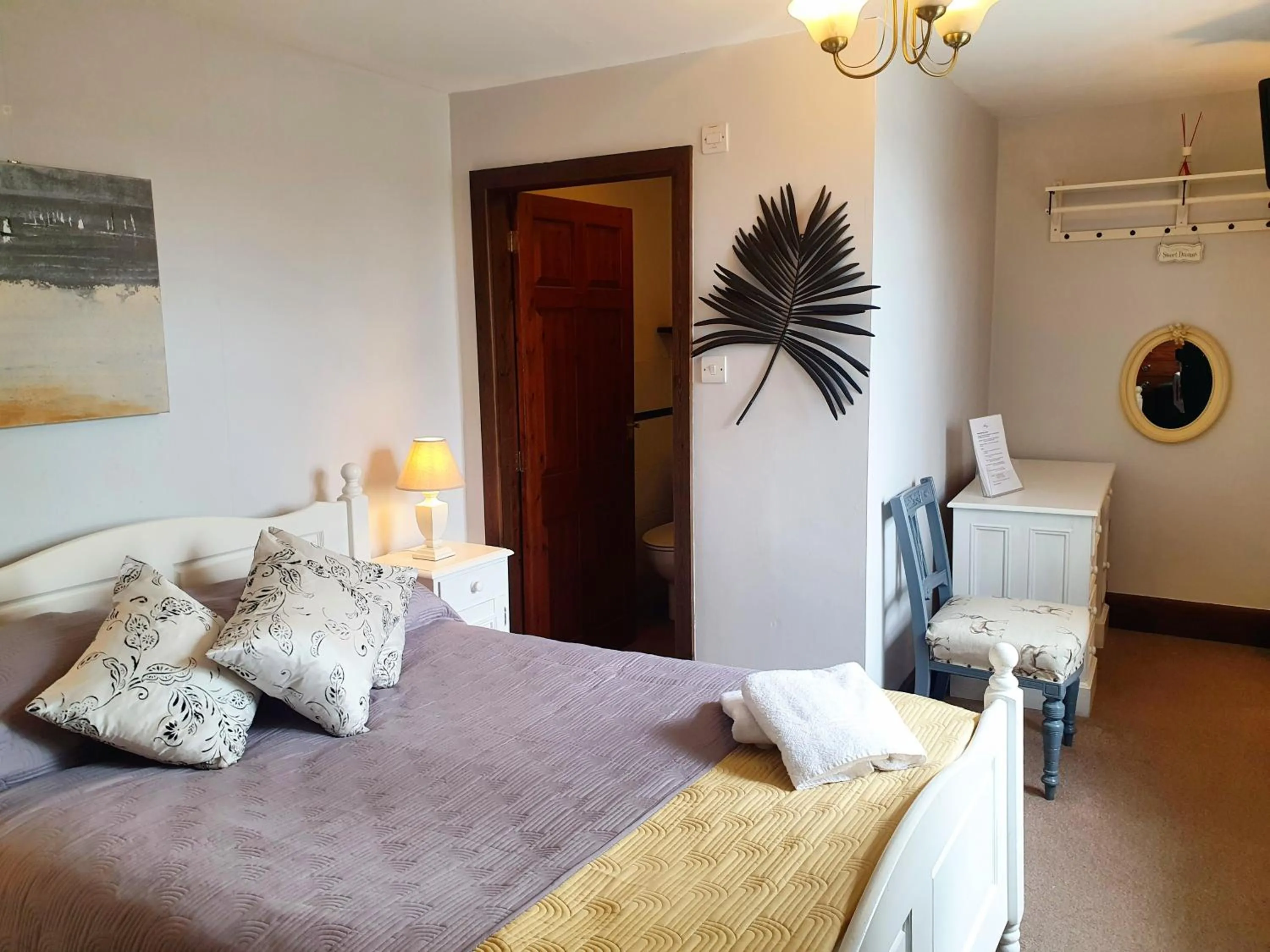 Bedroom, Bed in The Priory