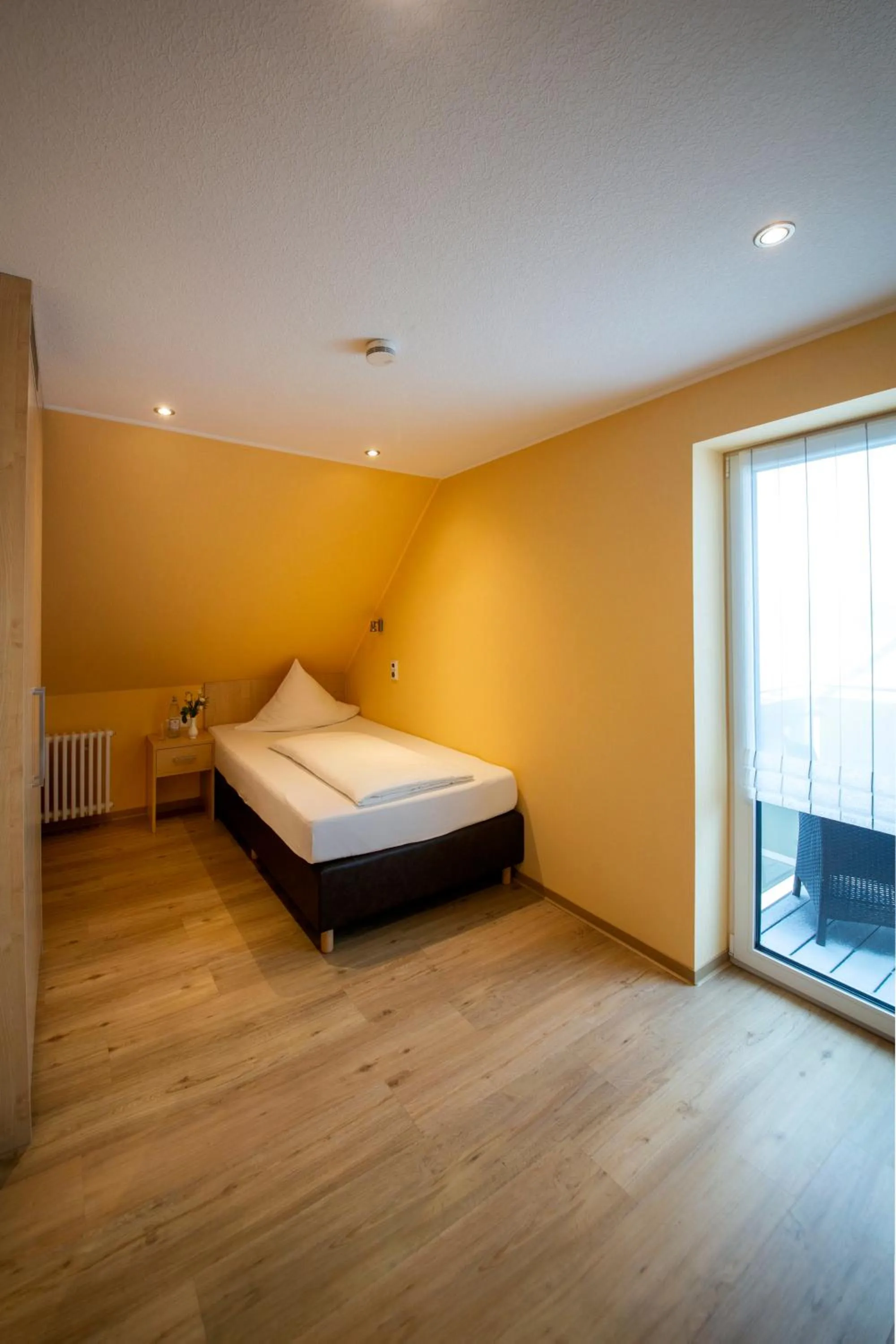 Photo of the whole room, Bed in Haus Hubertus