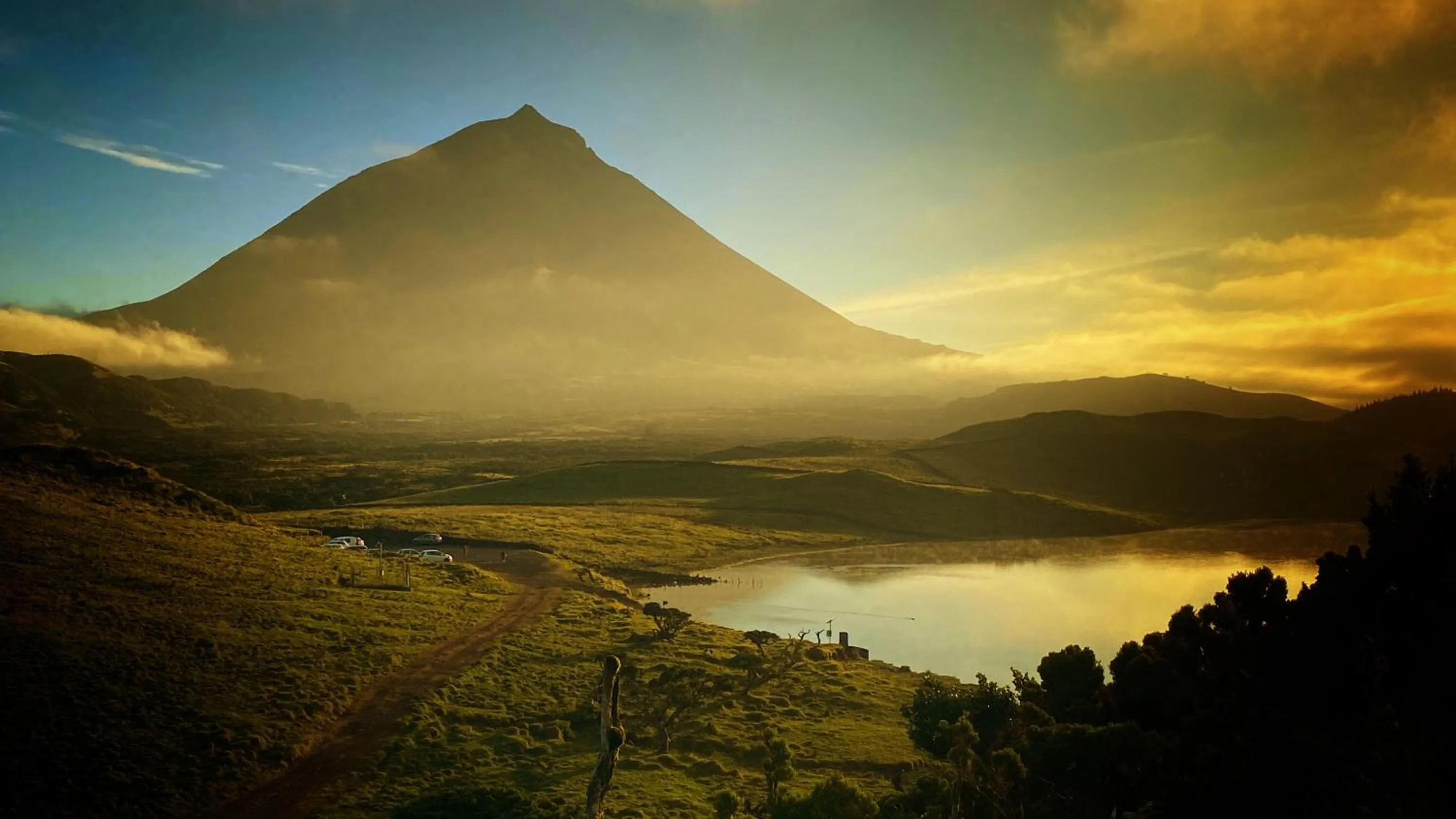 Natural landscape in Miradouro da Papalva Guest House - Pico - Azores