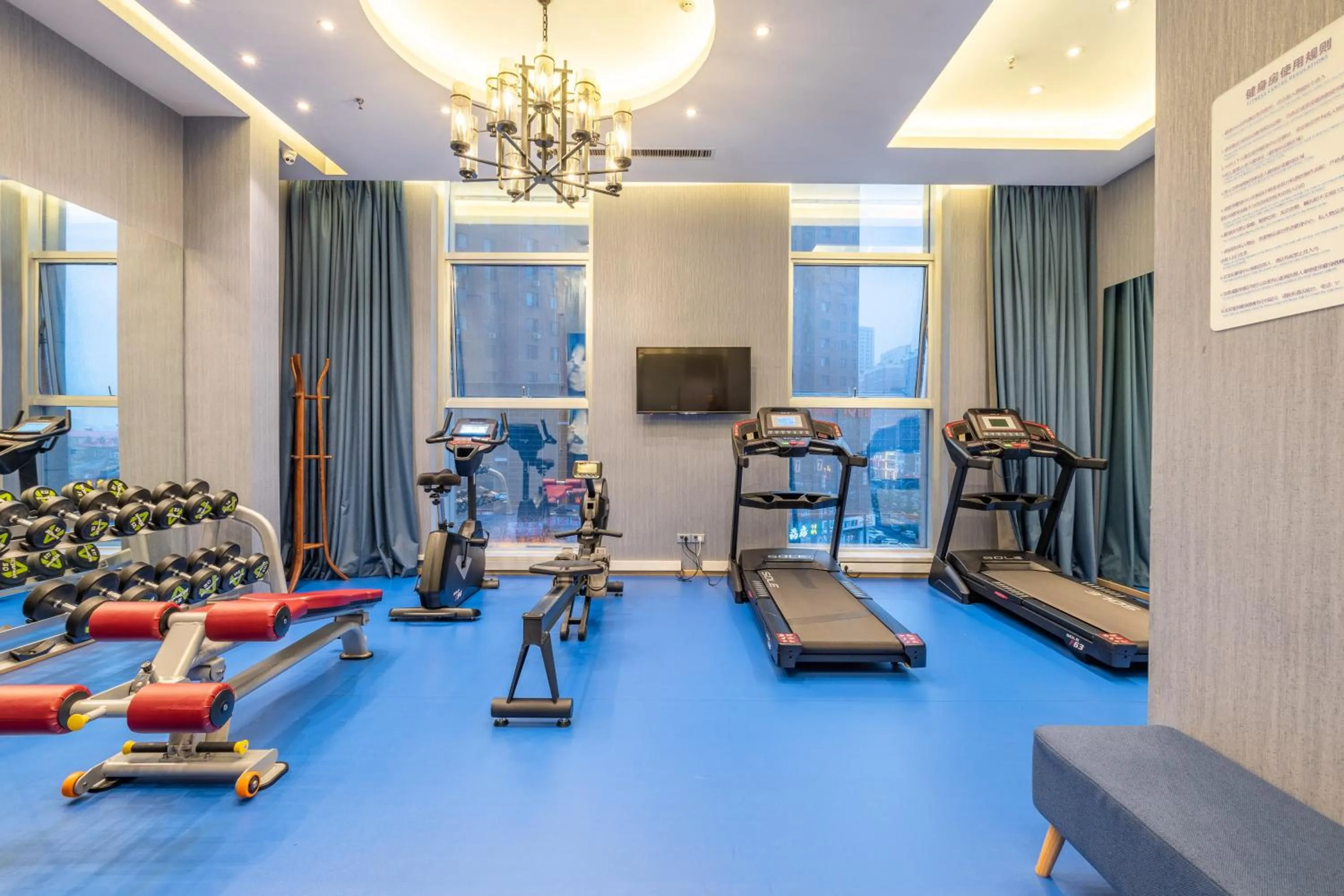 Fitness centre/facilities in Holiday Inn Express Anshan Downtown by IHG