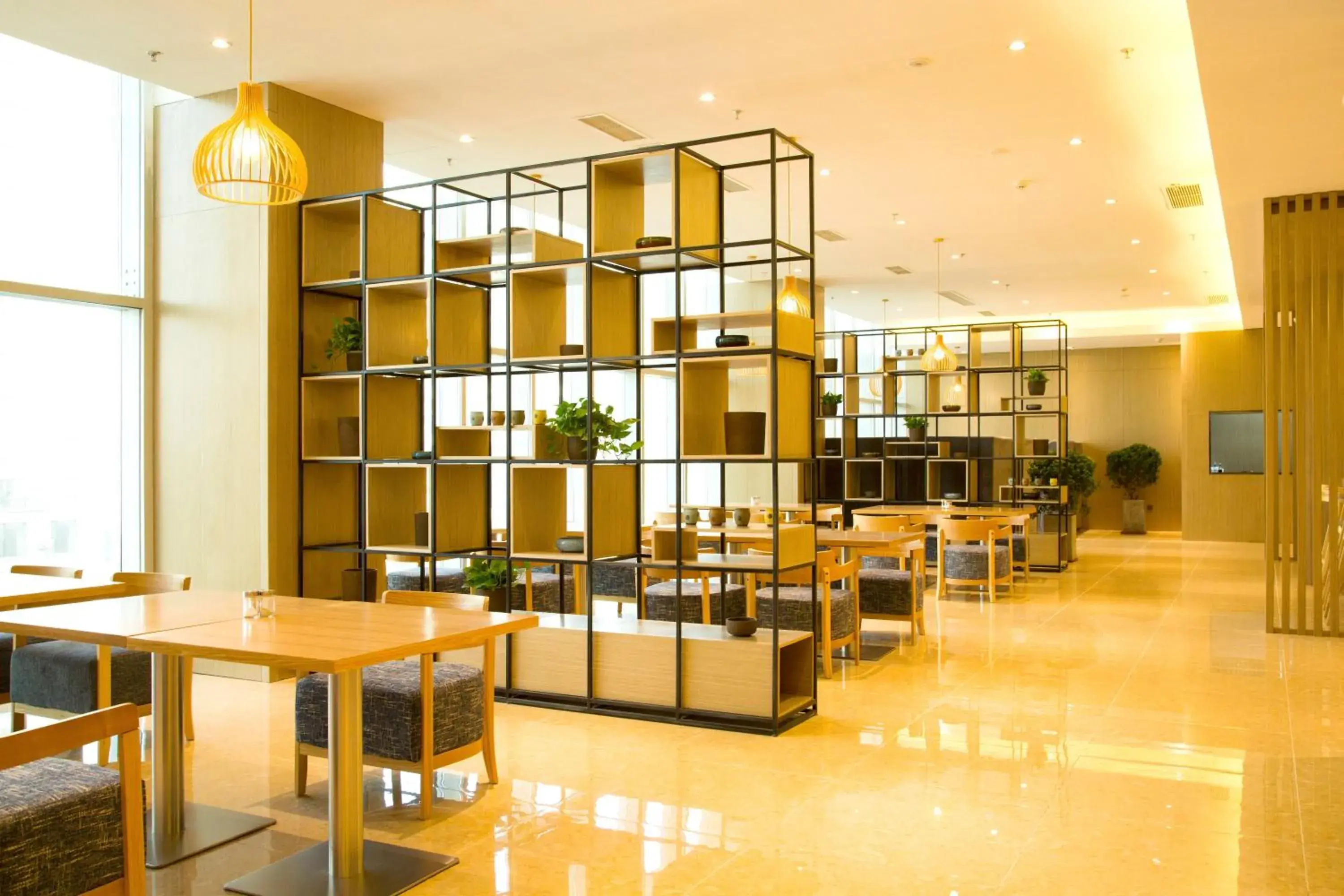 Restaurant/places to eat in Holiday Inn Express Anshan Downtown by IHG Restaurant/places to eat in Holiday Inn Express Anshan Downtown by IHG
