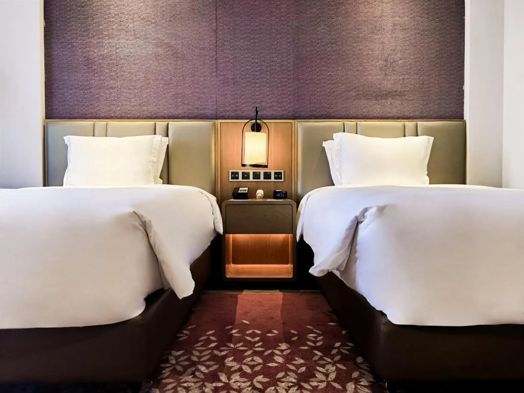 Standard Twin Room in Crowne Plaza QingdaoOriental Movie Metropolis by IHG Standard Twin Room in Crowne Plaza QingdaoOriental Movie Metropolis by IHG