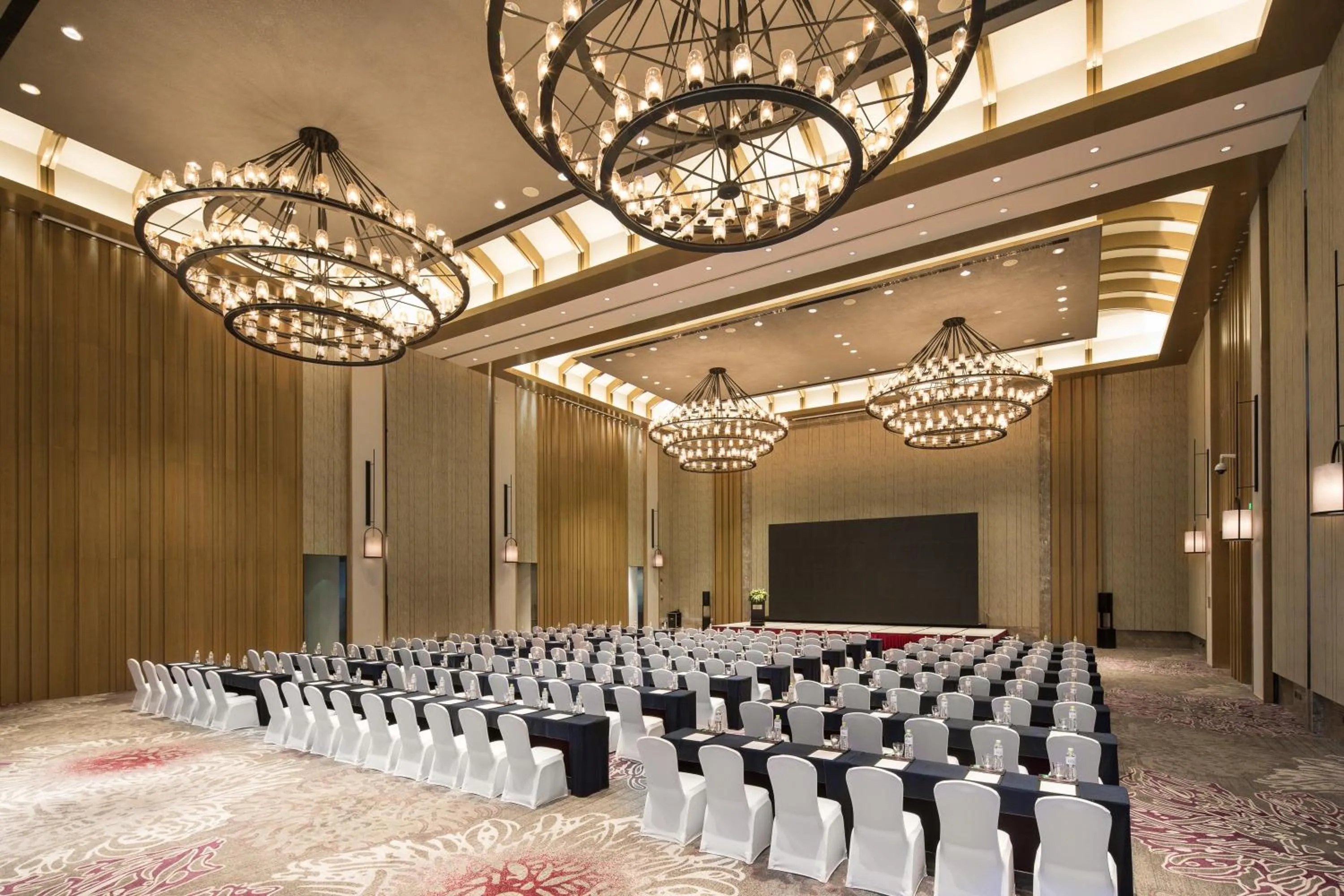 Banquet/Function facilities in Crowne Plaza QingdaoOriental Movie Metropolis by IHG