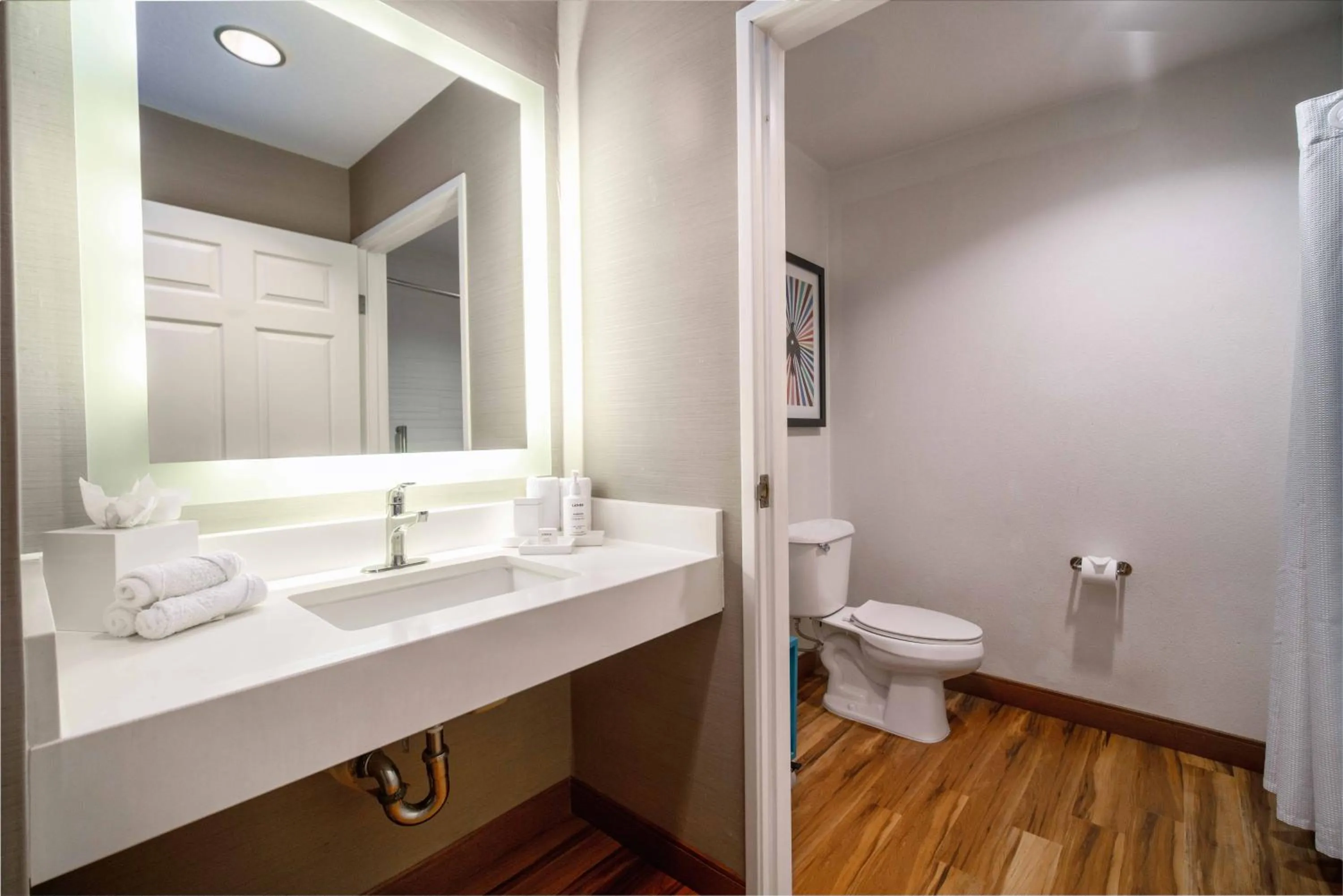 Bathroom in The Kinney - Venice Beach