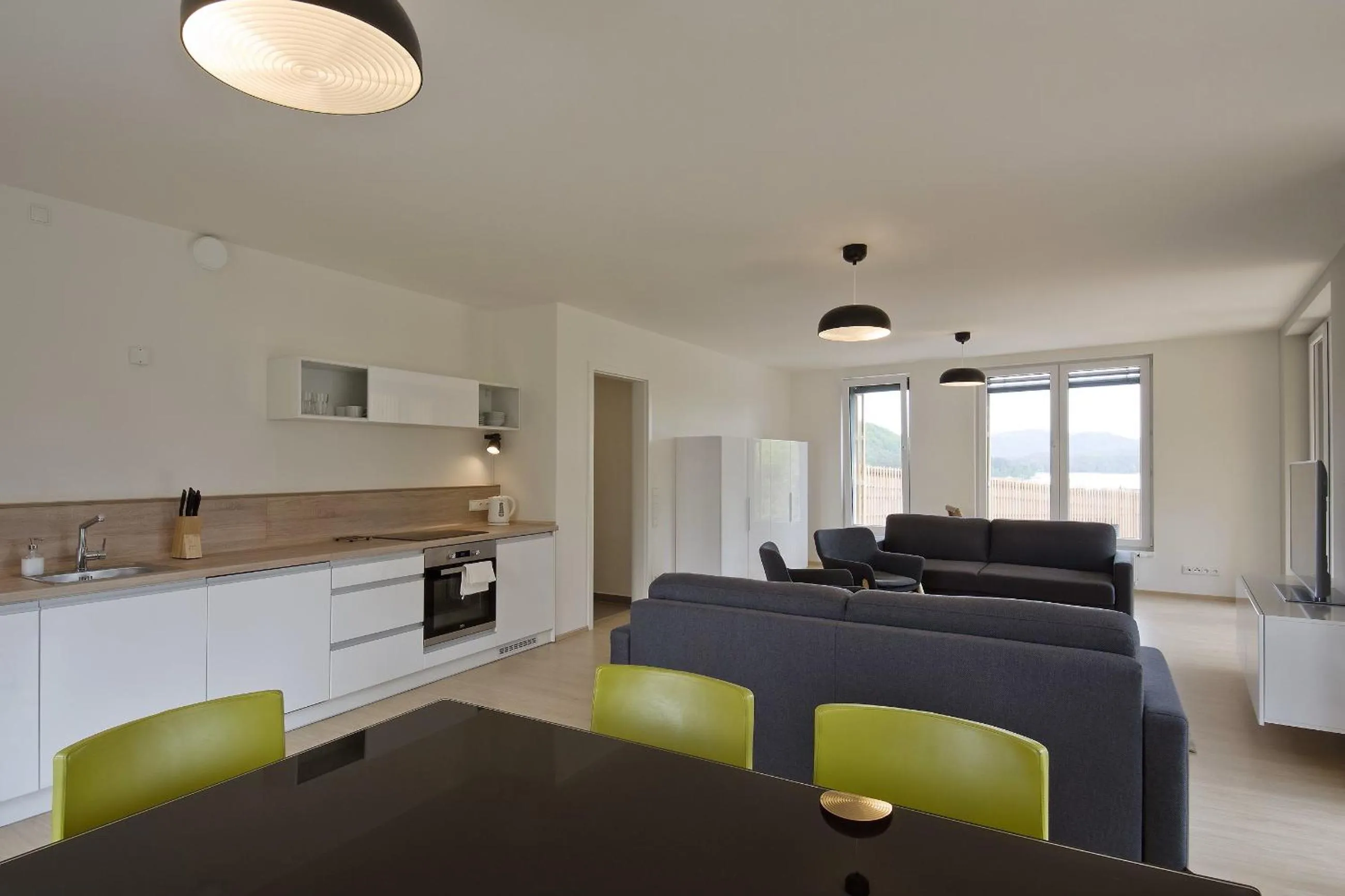 Living room in Lakepark Residence