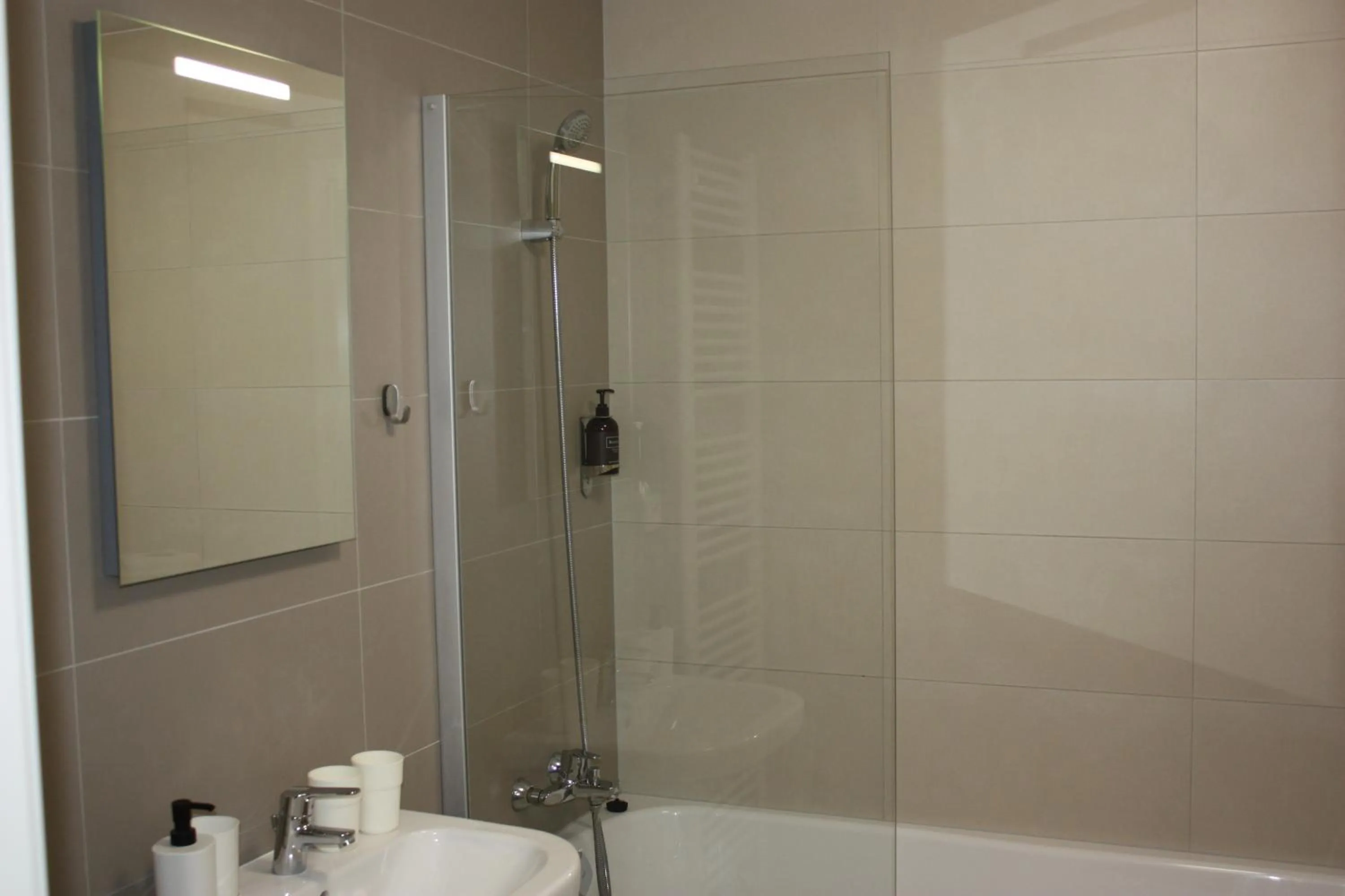 Bathroom in Lakepark Residence