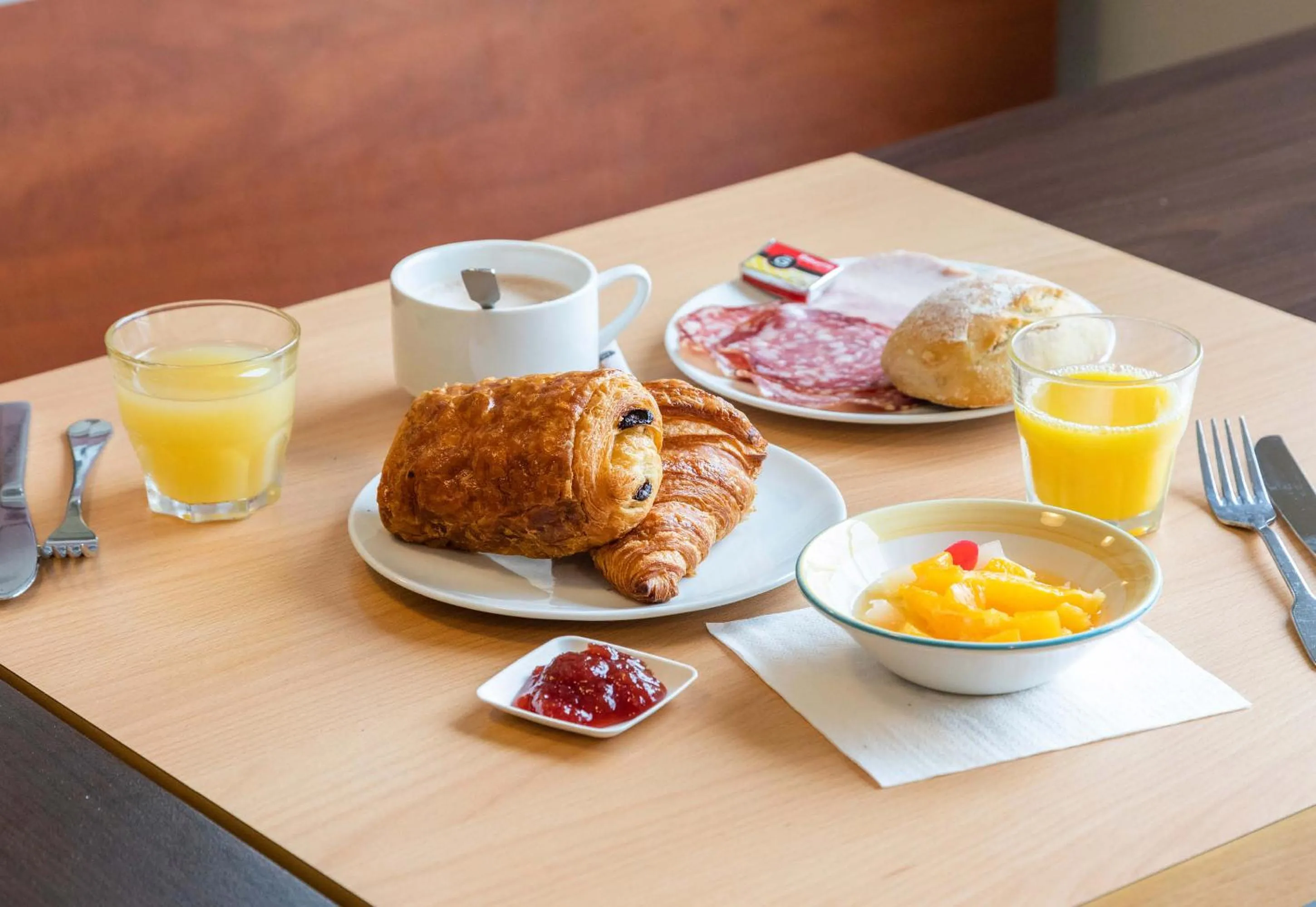 Breakfast in B&B HOTEL Agen Castelculier