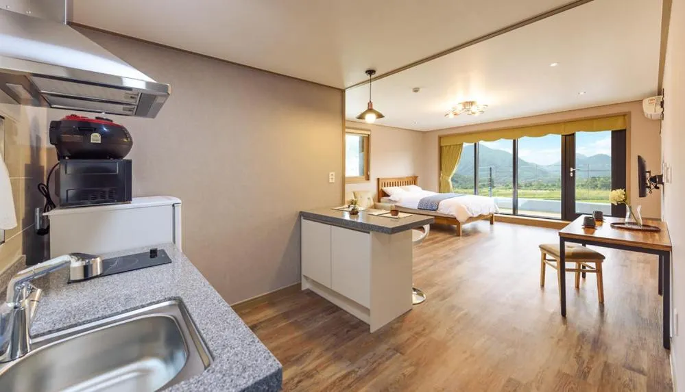 Bed in Gyeongpoen Pension