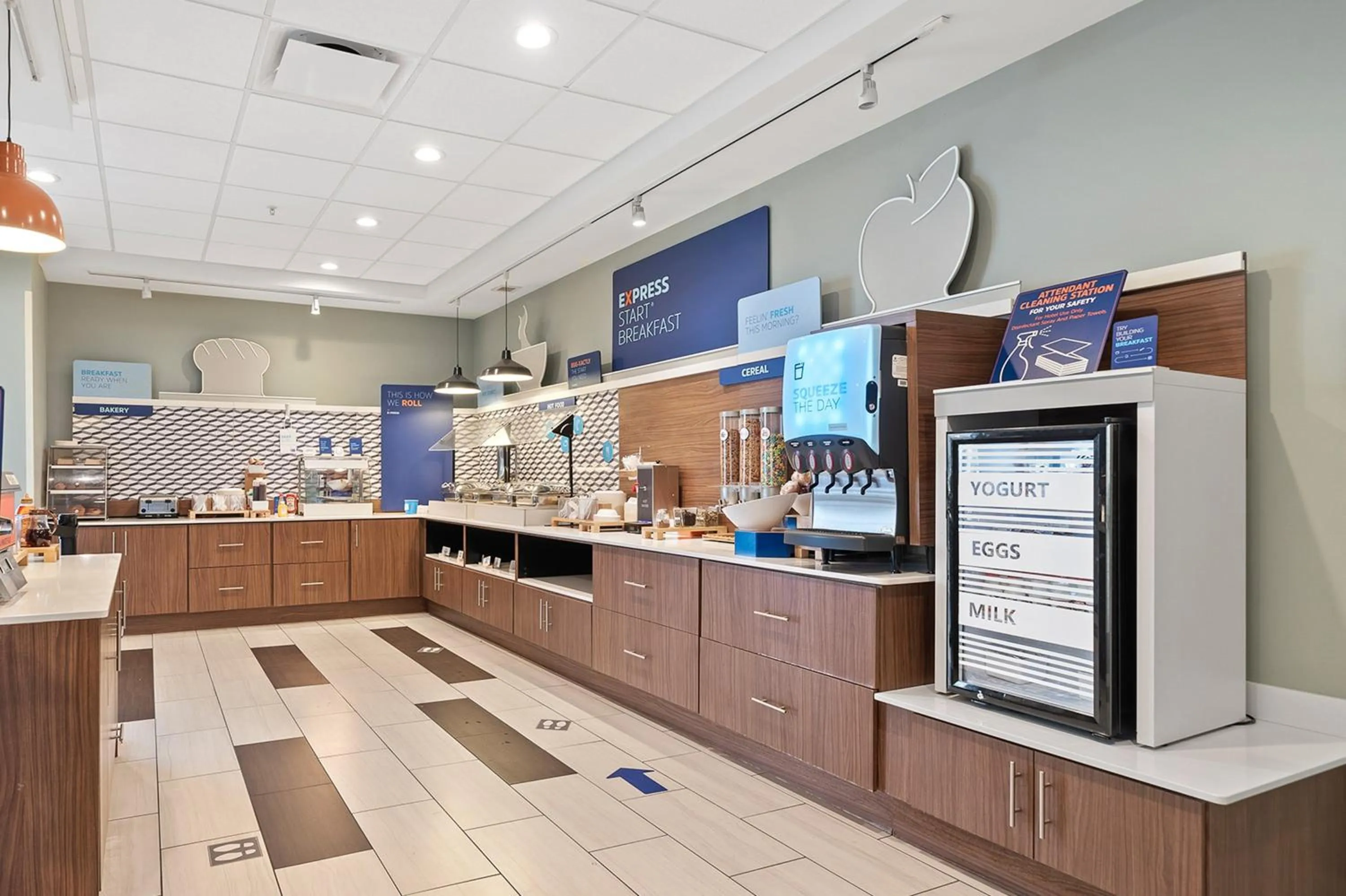 Breakfast in Holiday Inn Express & Suites Macon North by IHG