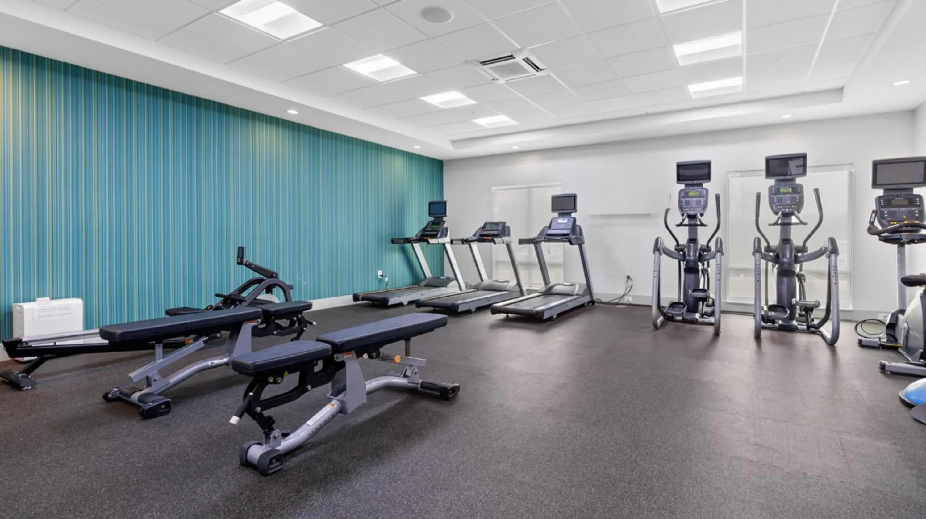 Fitness centre/facilities in Holiday Inn Express & Suites Macon North by IHG Fitness centre/facilities in Holiday Inn Express & Suites Macon North by IHG