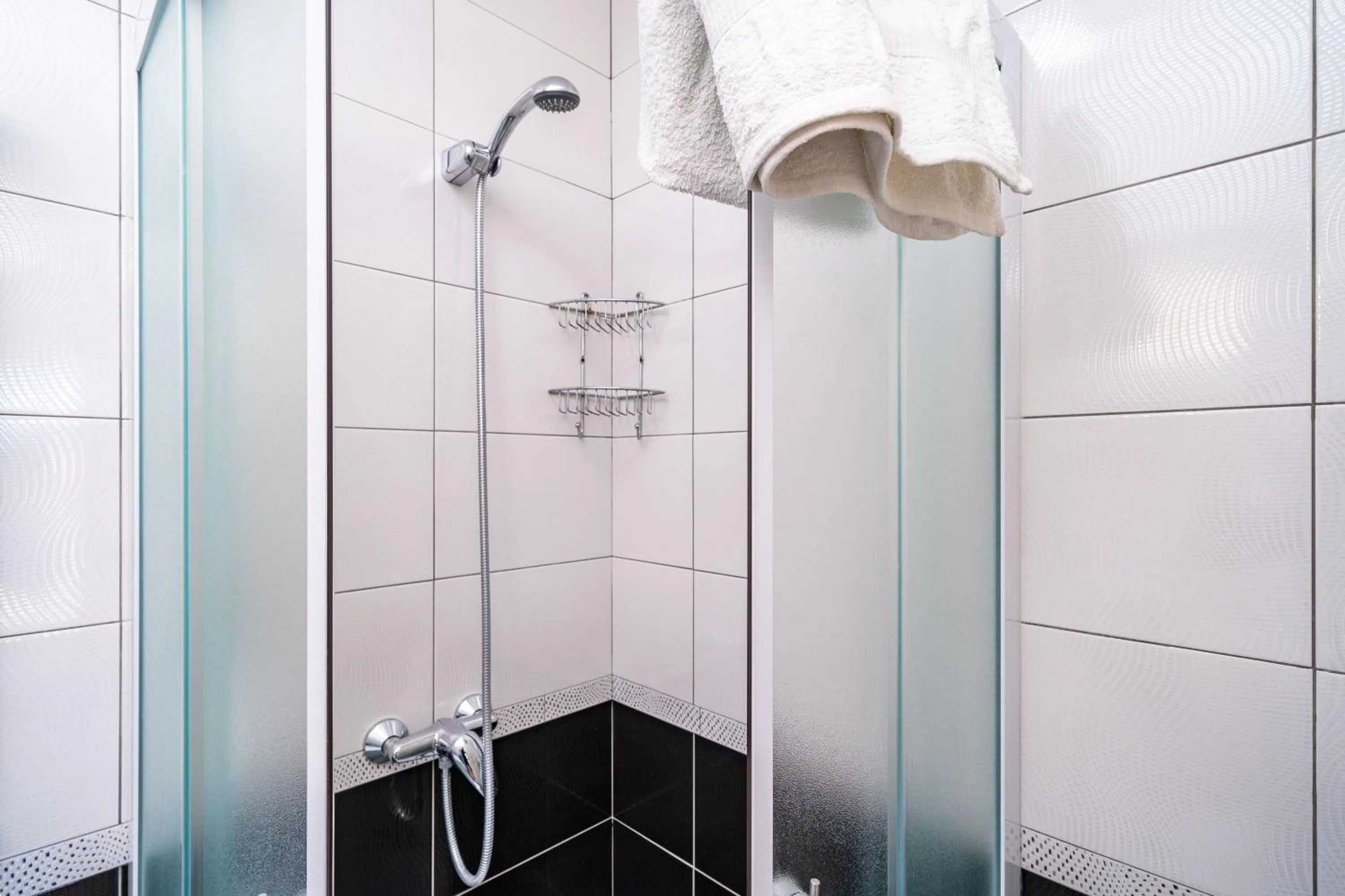 Bathroom in Jele Rooms