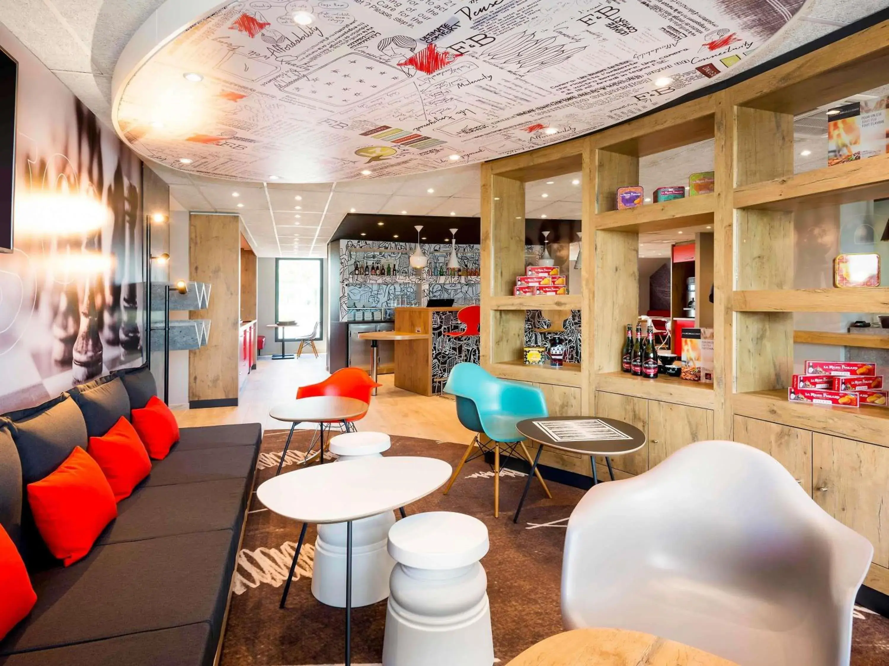 Property building in ibis Pontorson Baie Du Mont Saint Michel Property building in ibis Pontorson Baie Du Mont Saint Michel