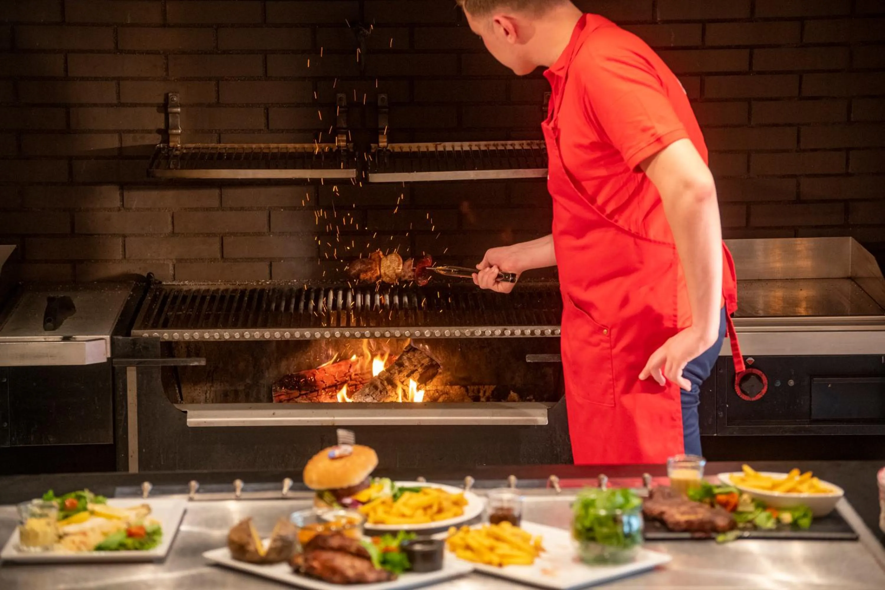 Restaurant/places to eat in ibis Pontorson Baie Du Mont Saint Michel