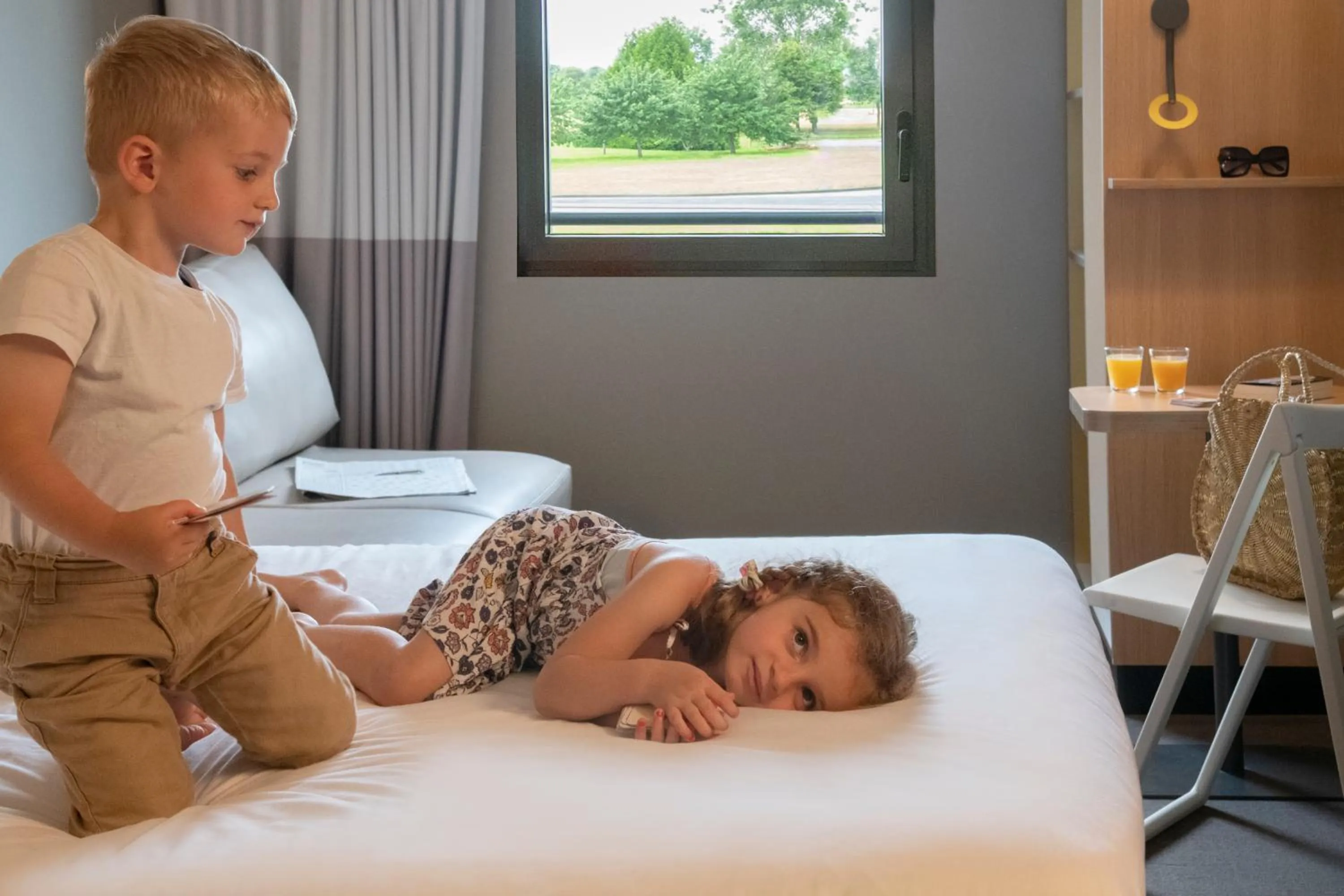 Bedroom, Bed in ibis Pontorson Baie Du Mont Saint Michel