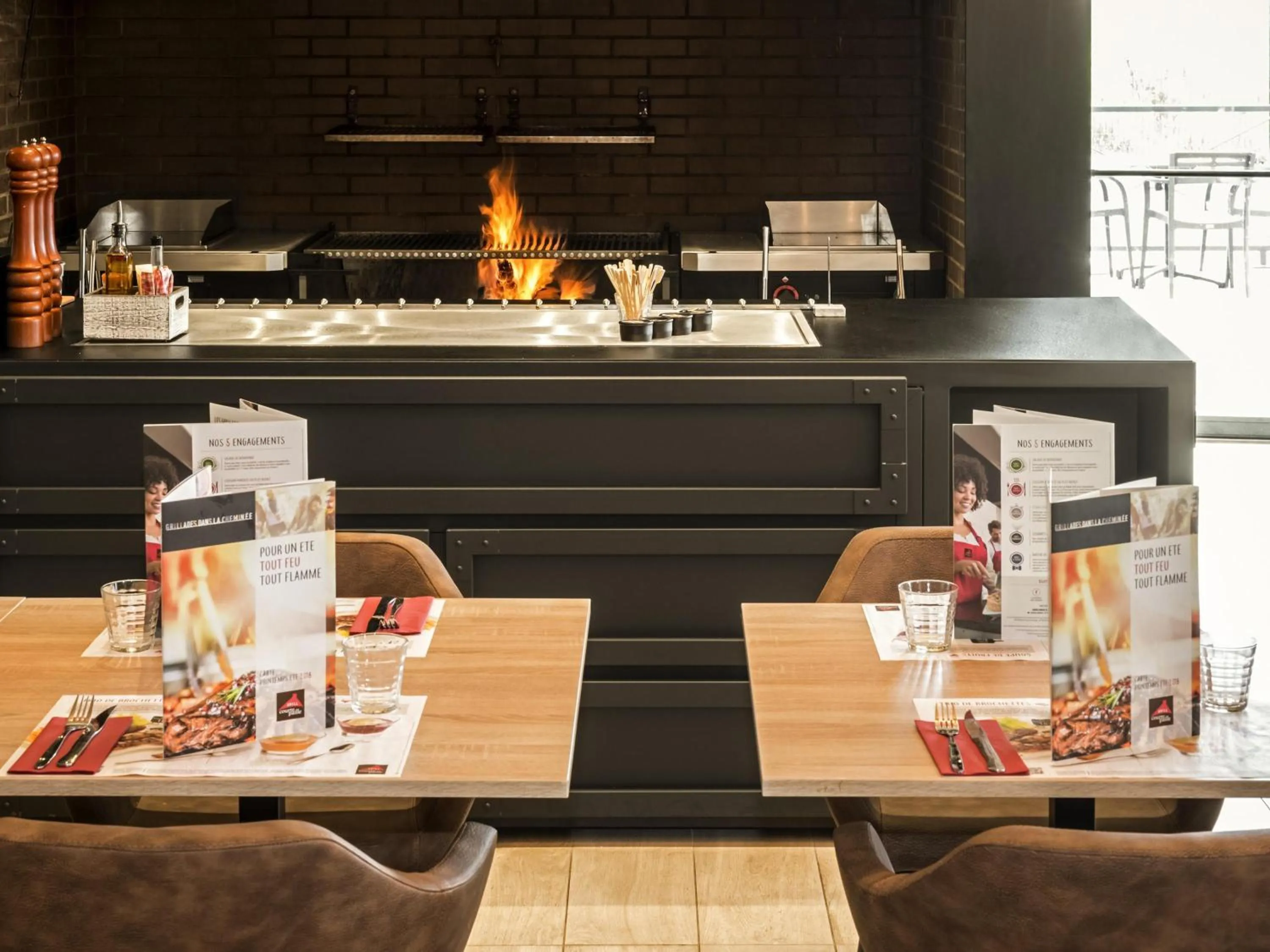 Restaurant/places to eat in ibis Pontorson Baie Du Mont Saint Michel