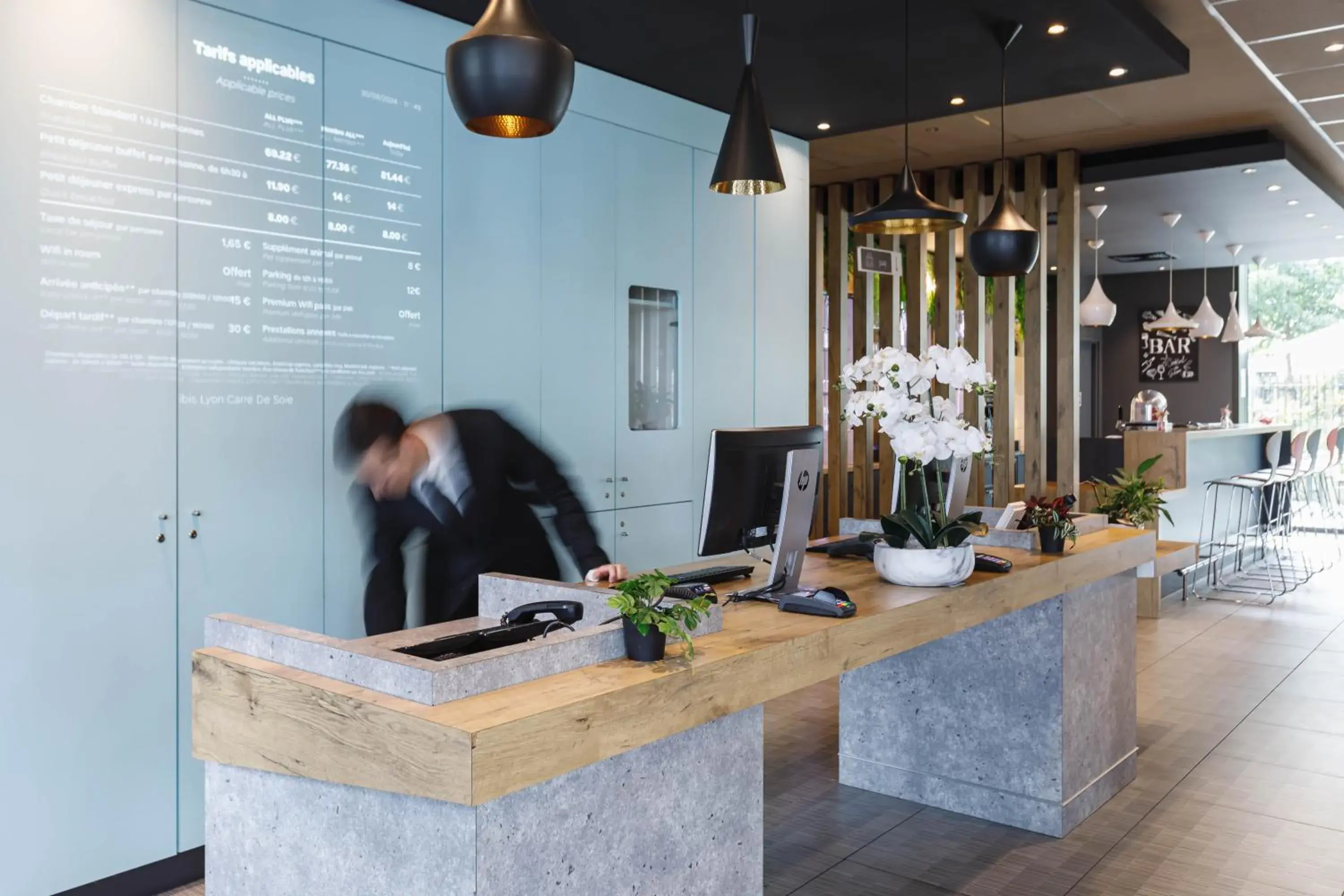 Lobby or reception in ibis Lyon Carre De Soie Lobby or reception in ibis Lyon Carre De Soie