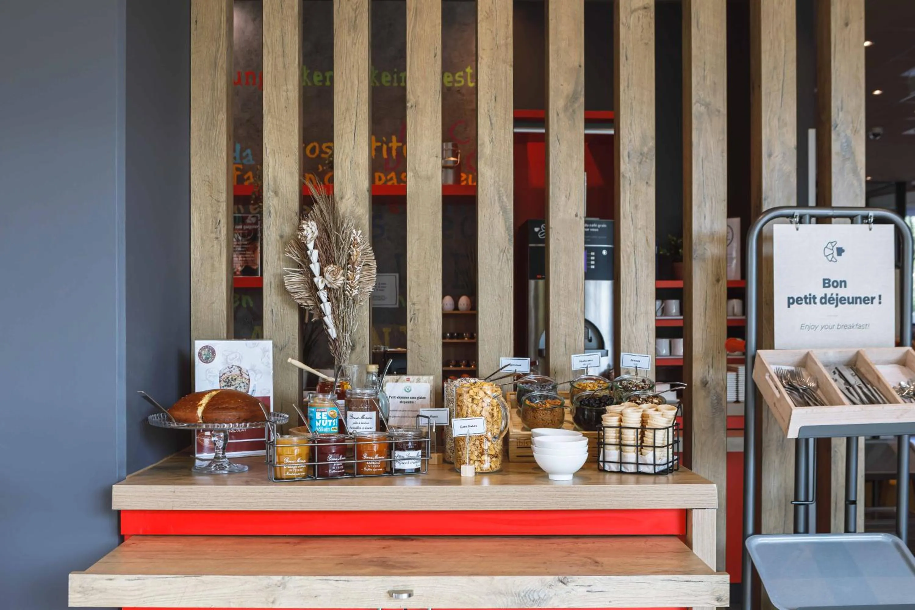 Breakfast in ibis Lyon Carre De Soie